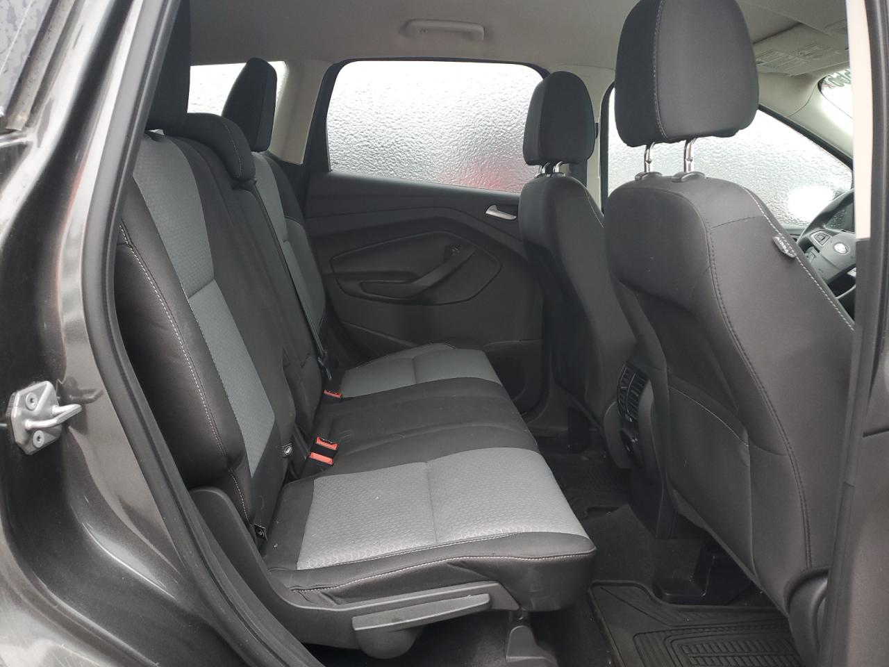 2017 Ford Escape - Image 11