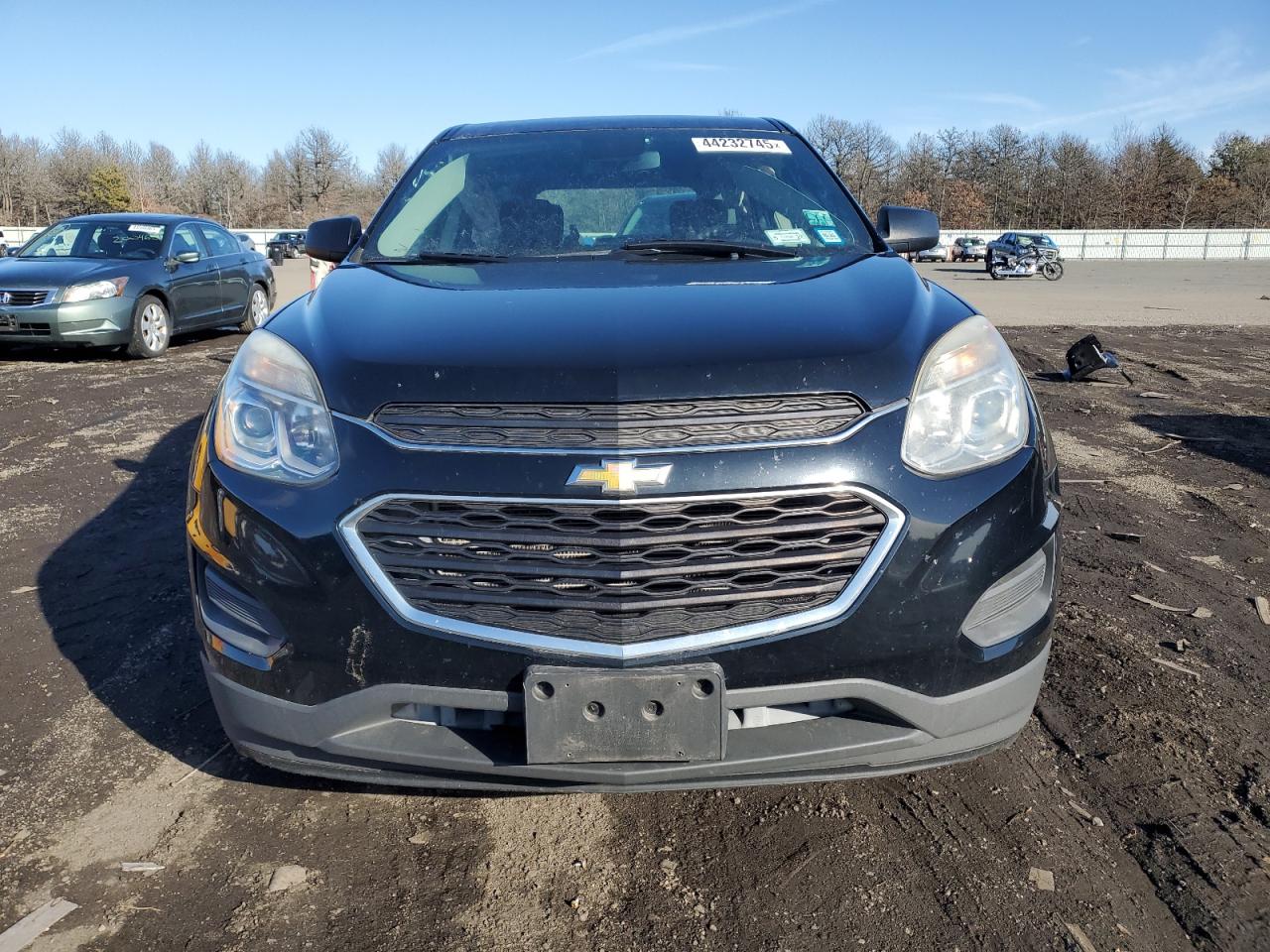 2017 Chevrolet Equinox - Image 5