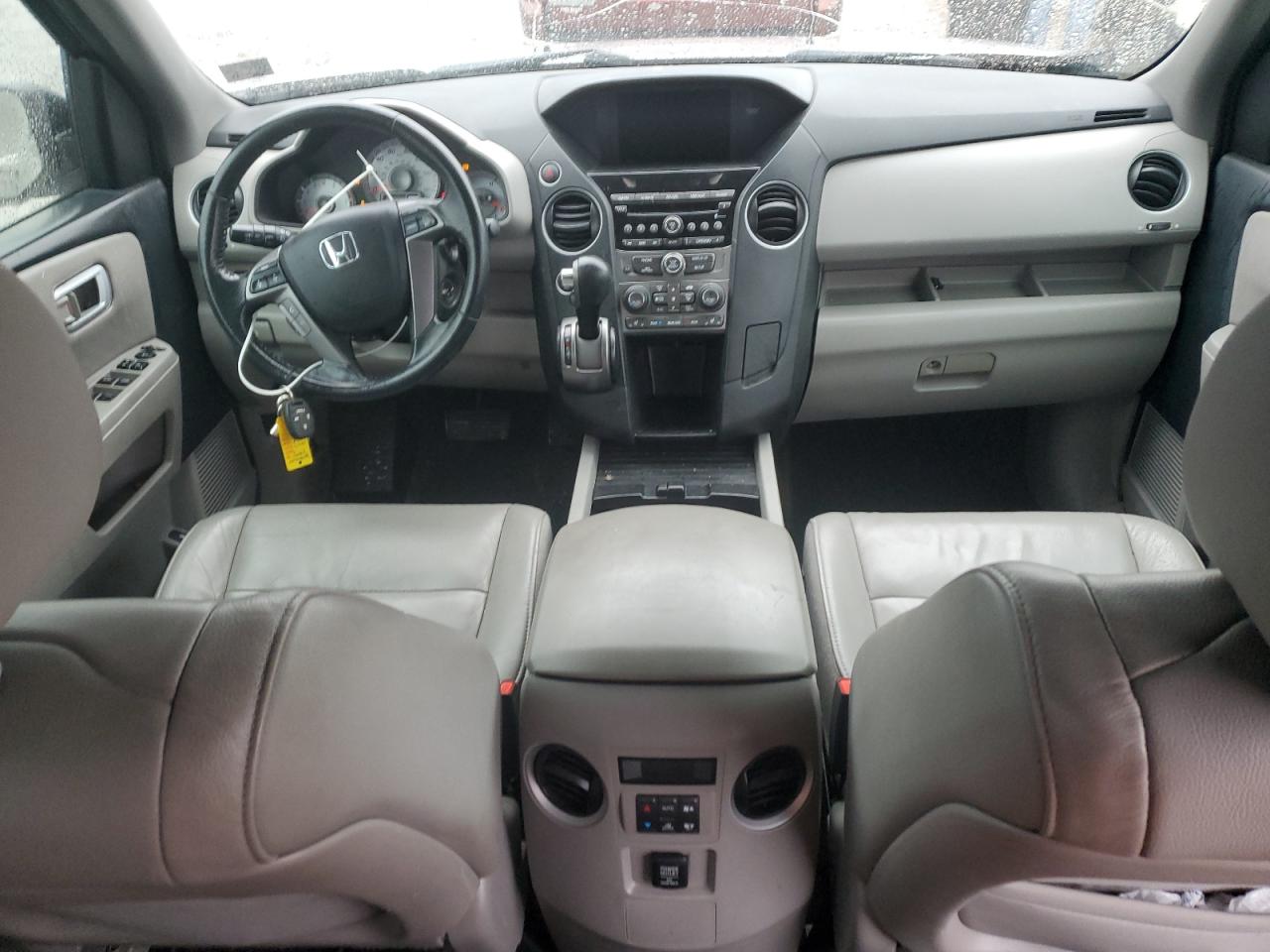 2015 Honda Pilot - Image 8