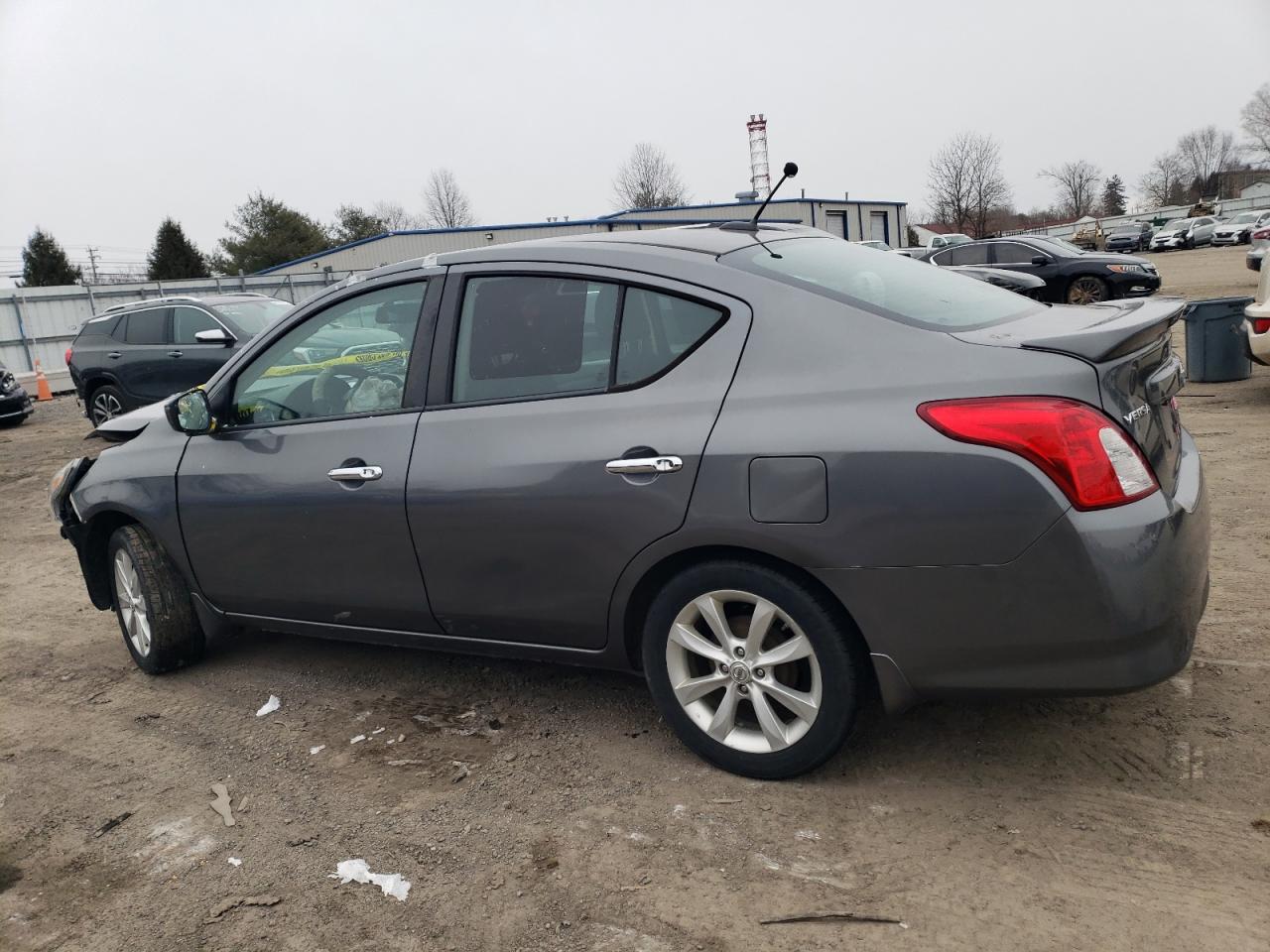 2016 Nissan Versa - Image 2