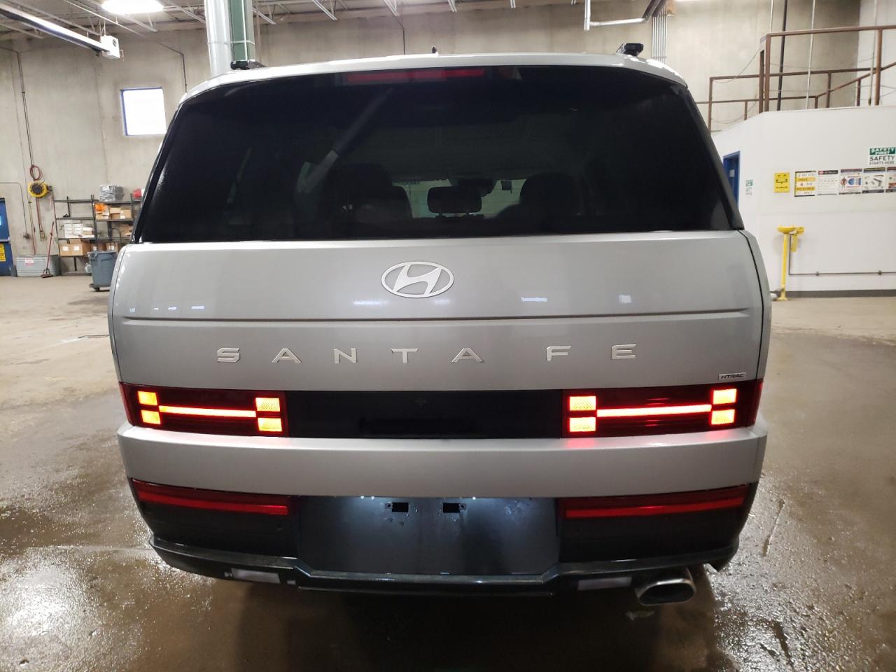 2024 Hyundai Santa Fe - Image 6