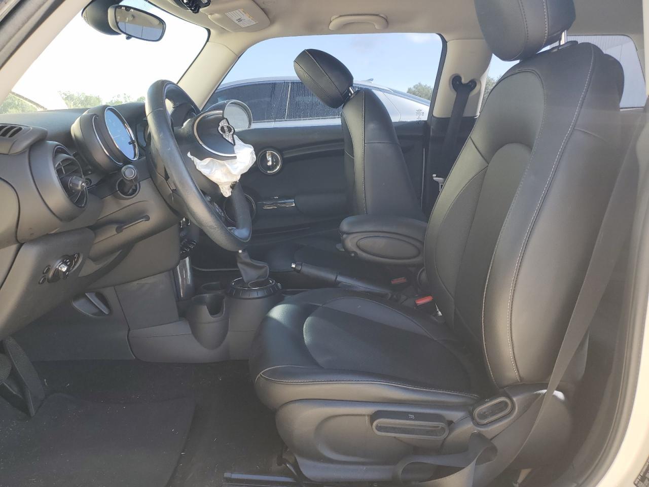 2016 Mini Cooper VIN: WMWXP5C50G3B77333 Lot: 44339955