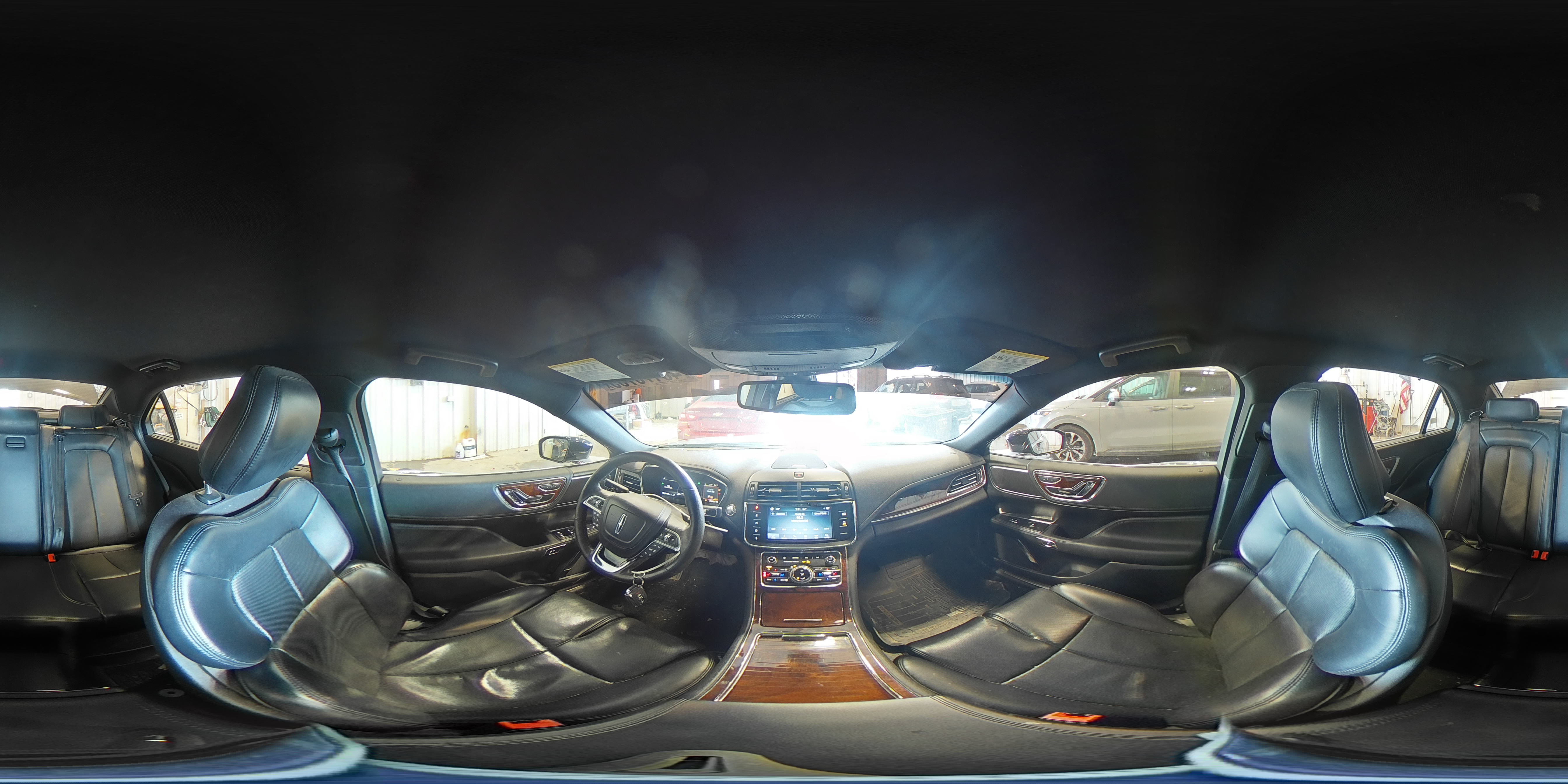 2019 Lincoln Continental - Image 14