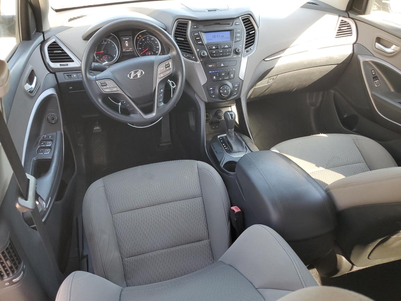 2013 Hyundai Santa Fe - Image 8