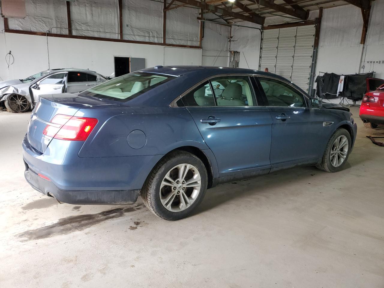 1FAHP2D84JG103043 FORD TAURUS 2018
