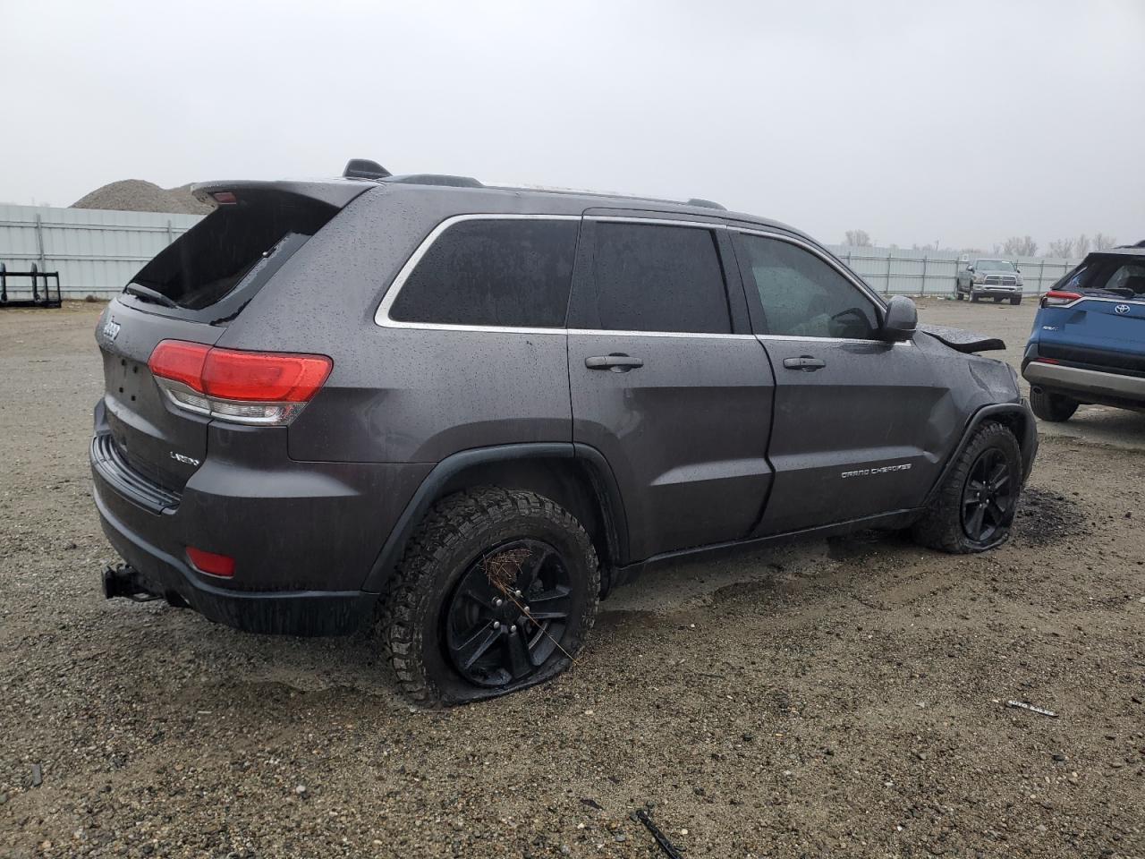 2016 Jeep Grand Cherokee - Image 3