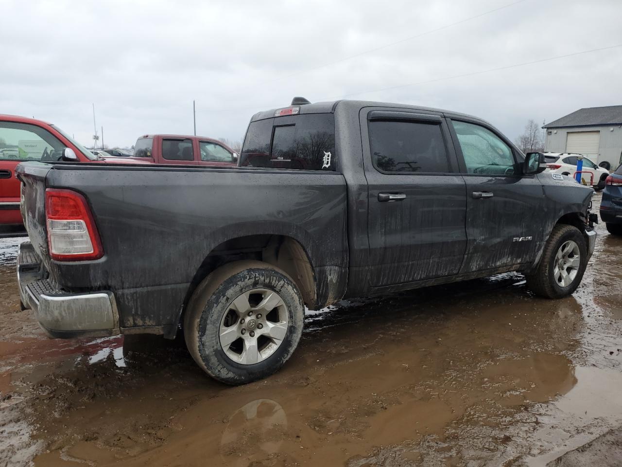 2019 RAM 1500 - Image 3