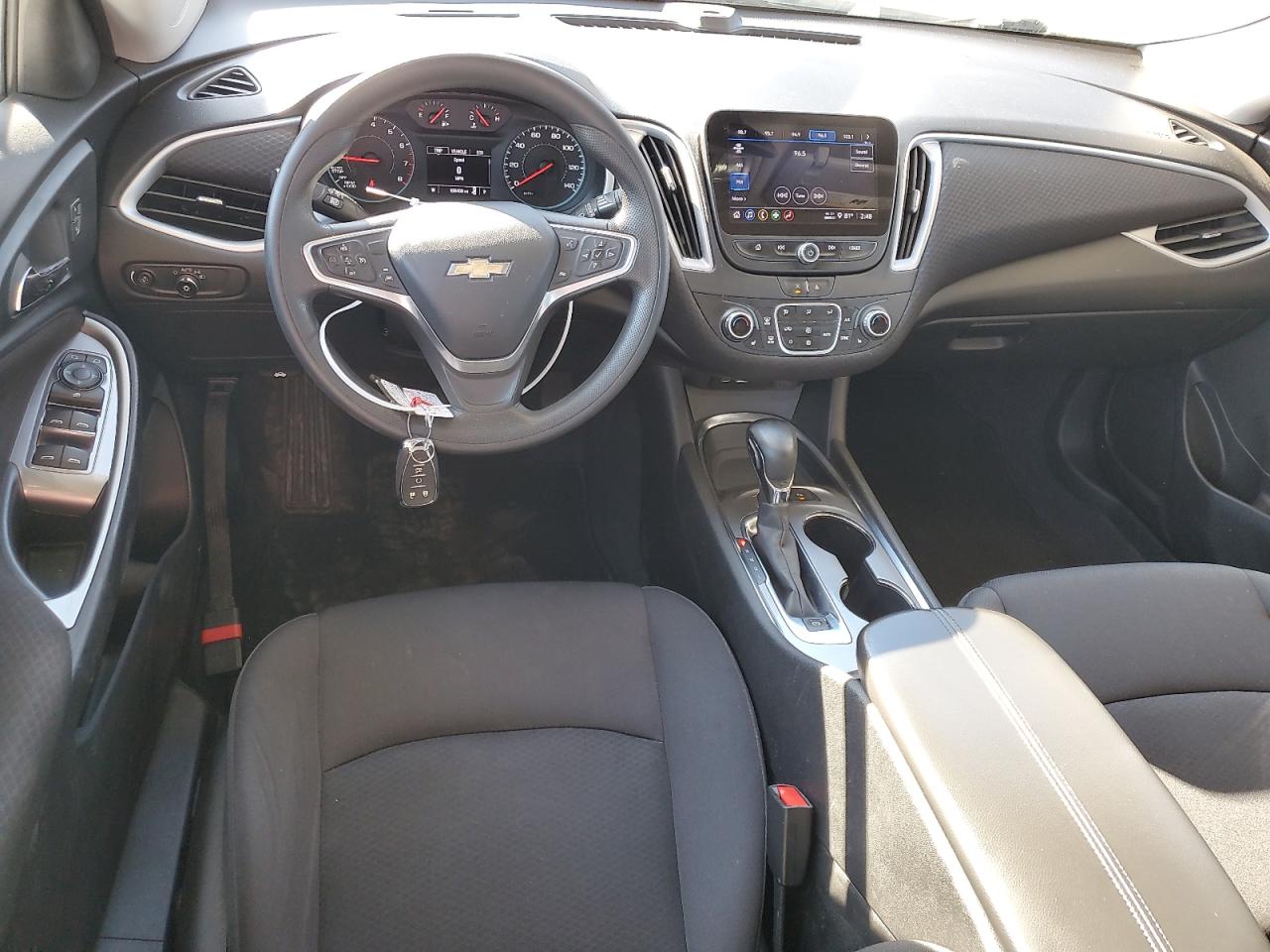2023 Chevrolet Malibu - Image 8