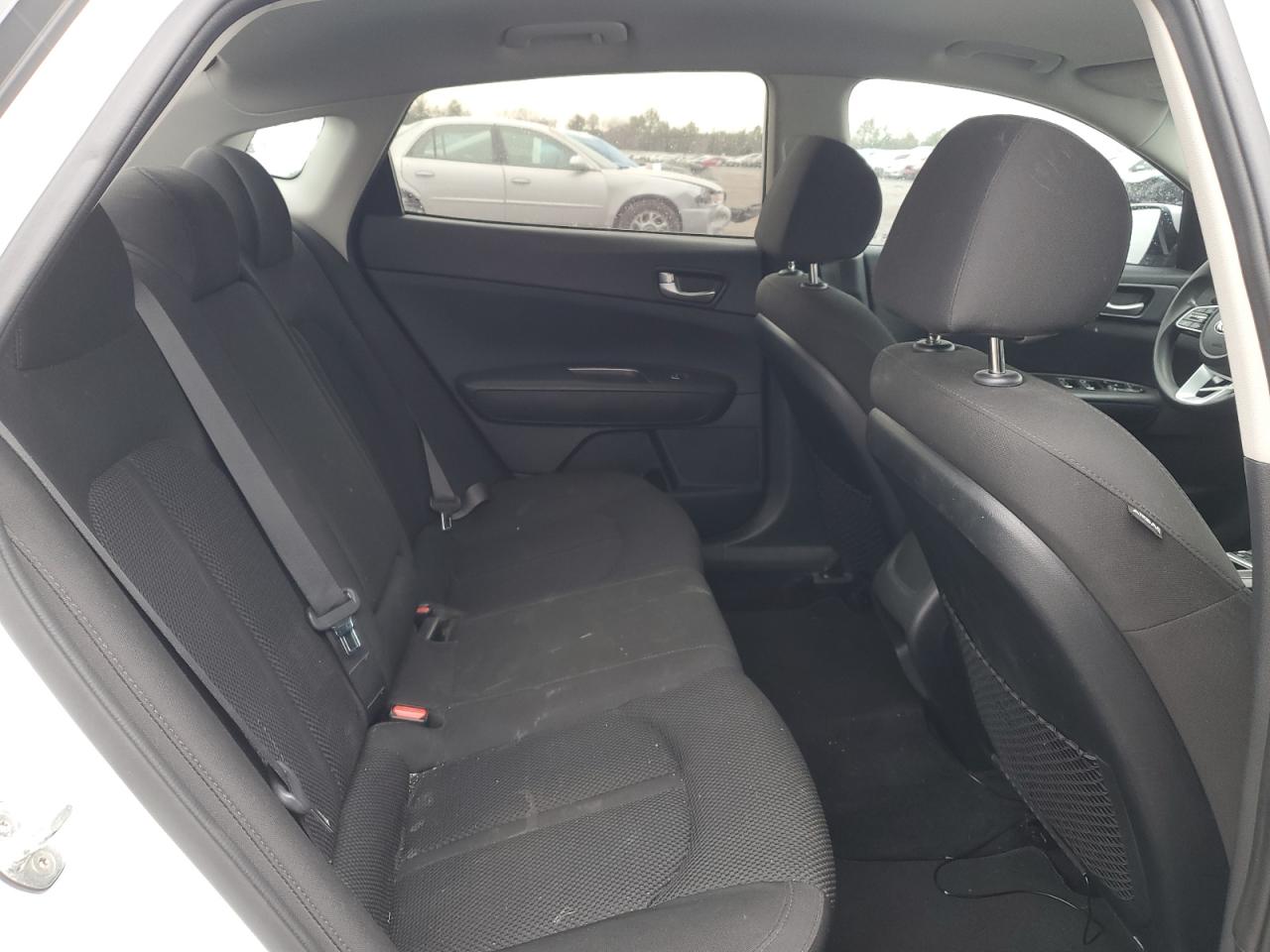 2019 Kia Optima - Image 10