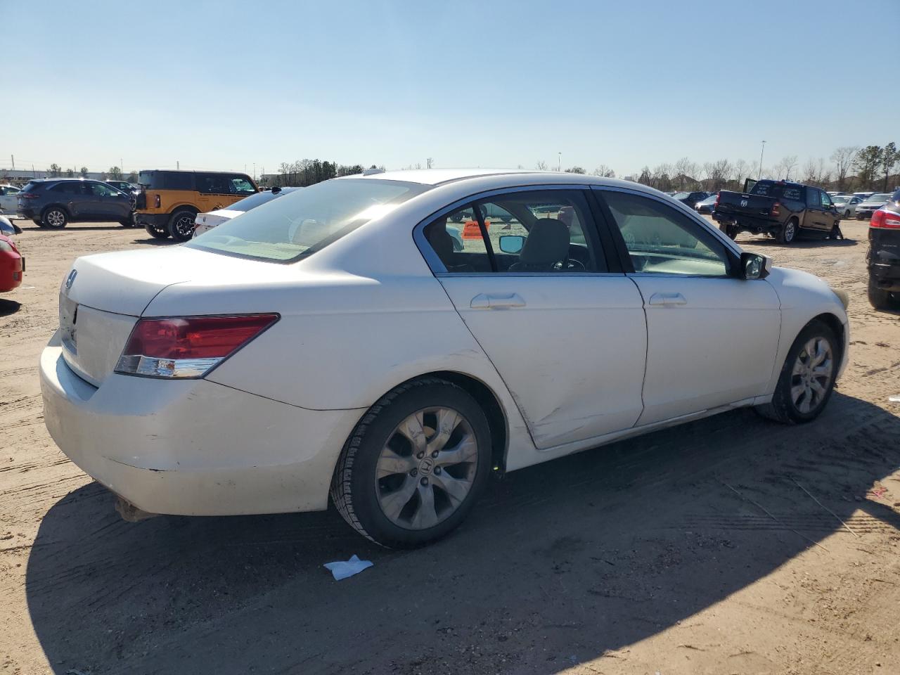 2010 Honda Accord - Image 3