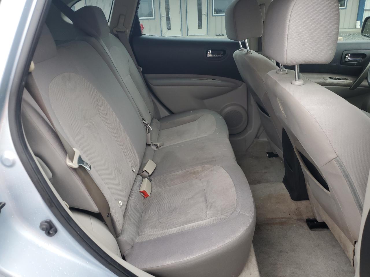 2015 Nissan Rogue - Image 11