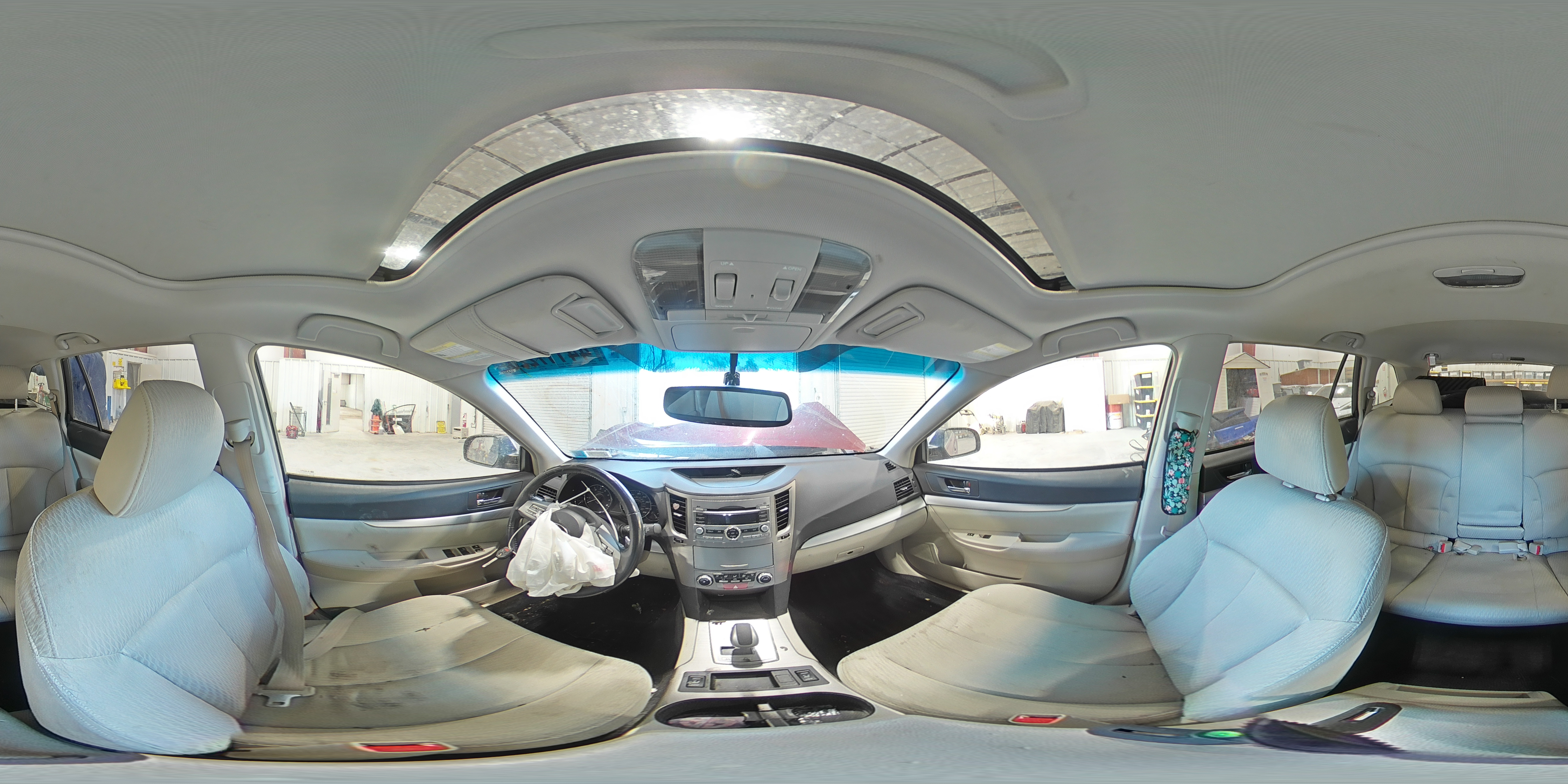 2011 Subaru Outback - Image 13