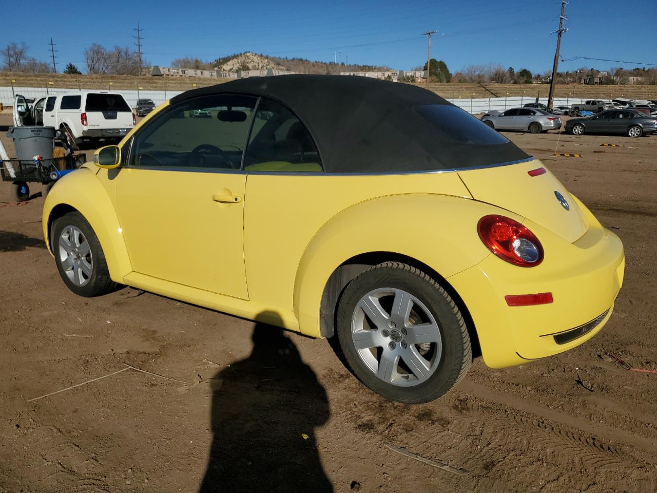 2007 Volkswagen Beetle - Image 2