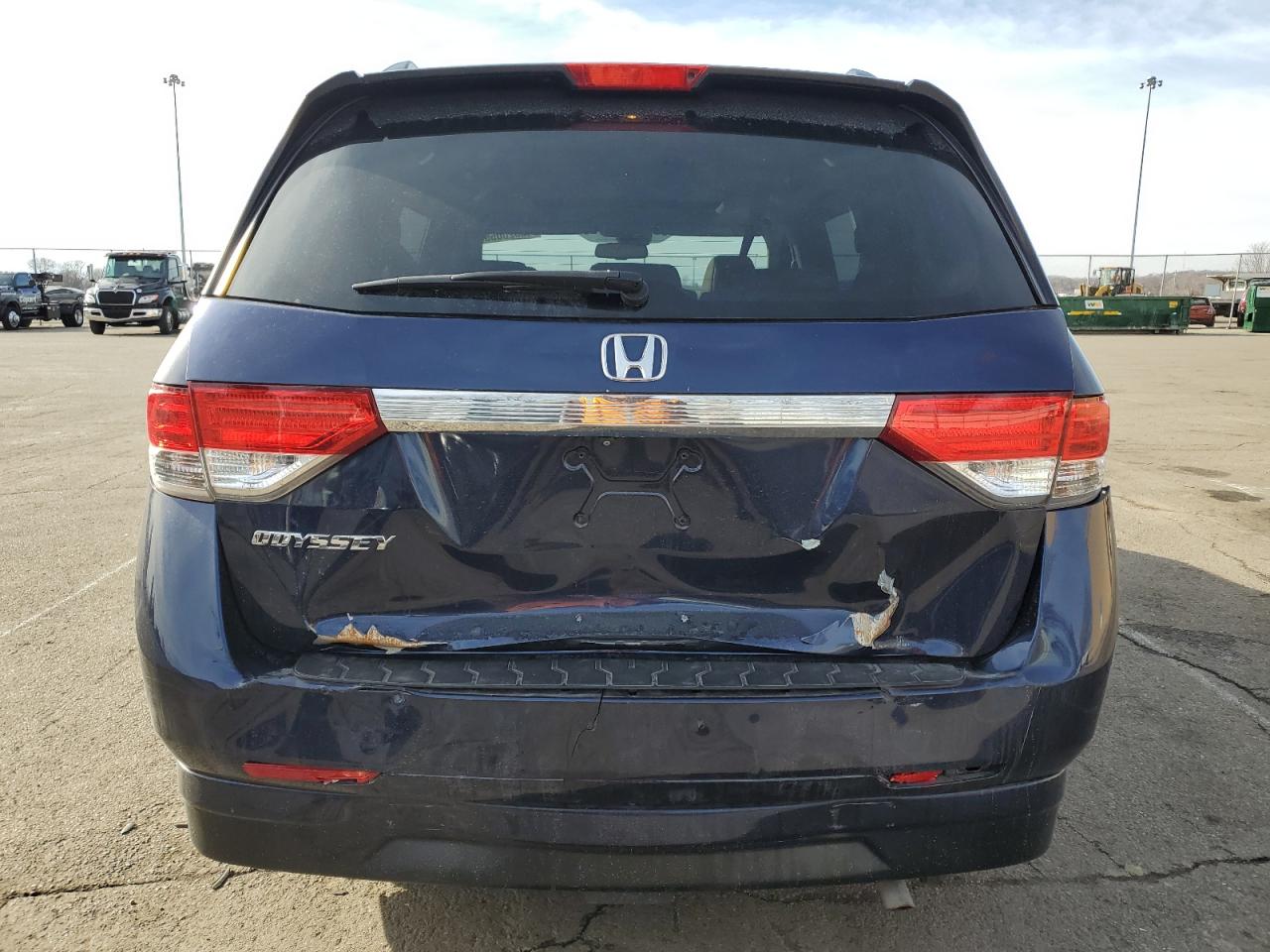 2017 Honda Odyssey - Image 6
