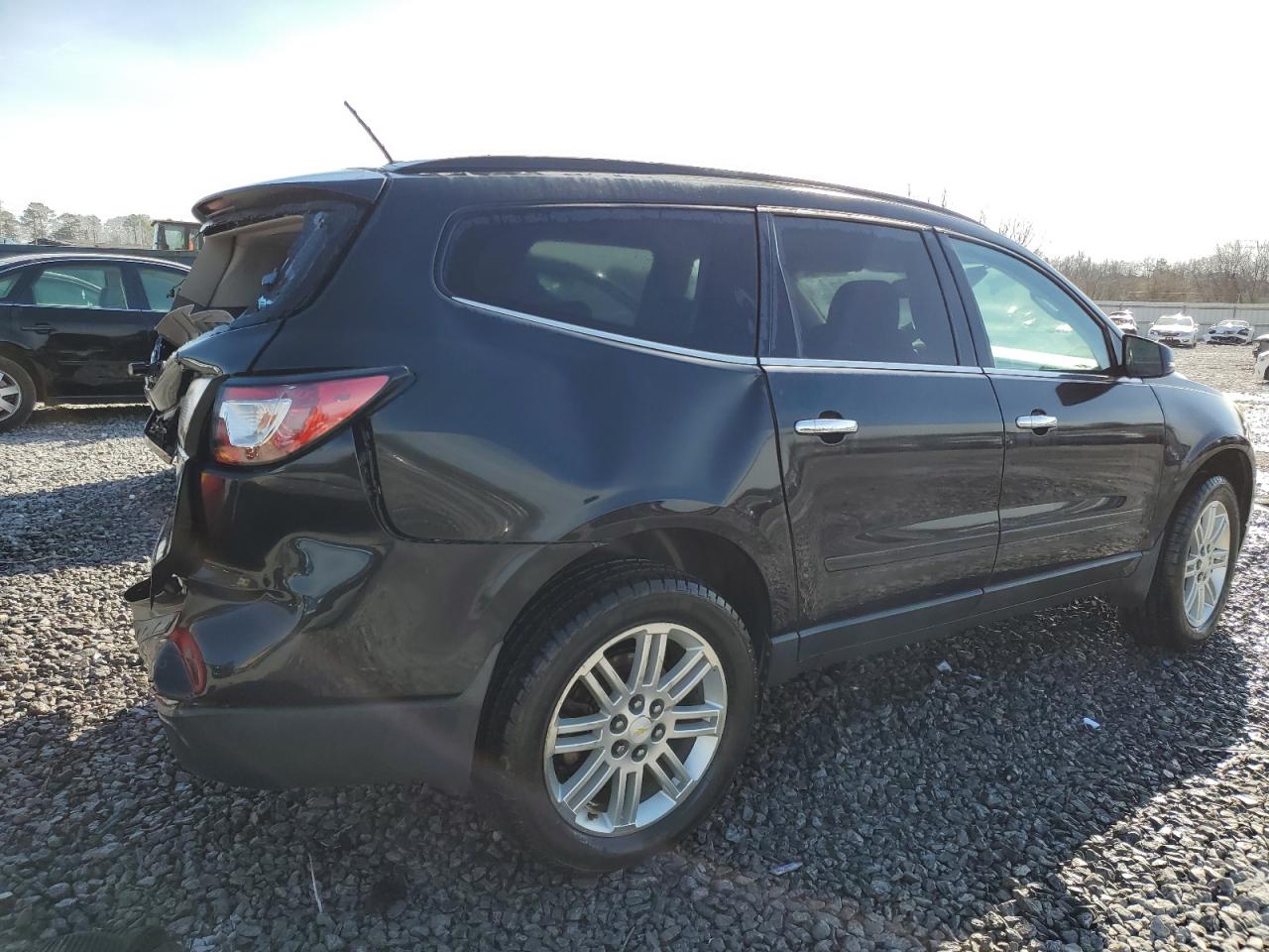 2015 Chevrolet Traverse - Image 3