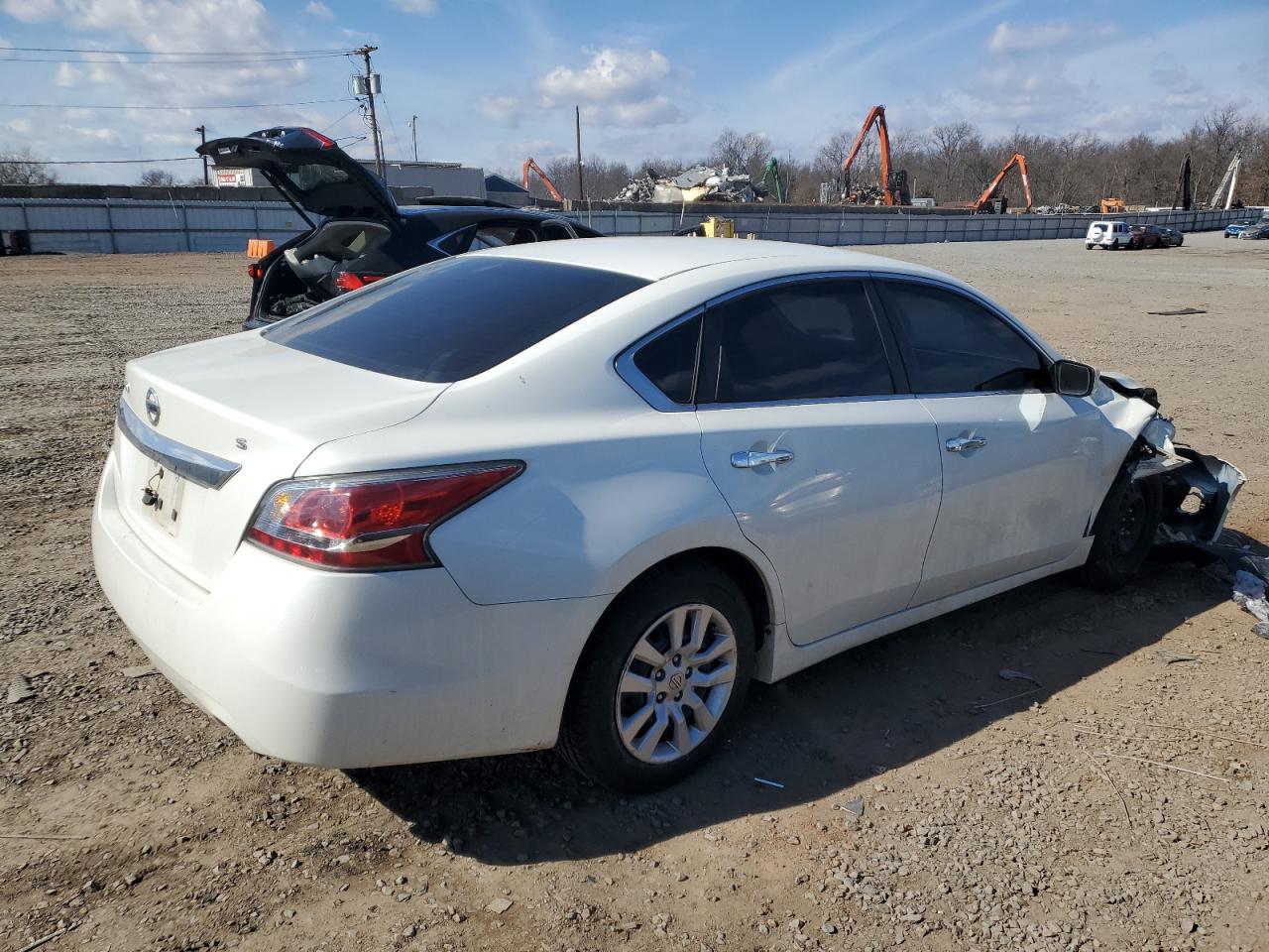 2015 Nissan Altima - Image 3