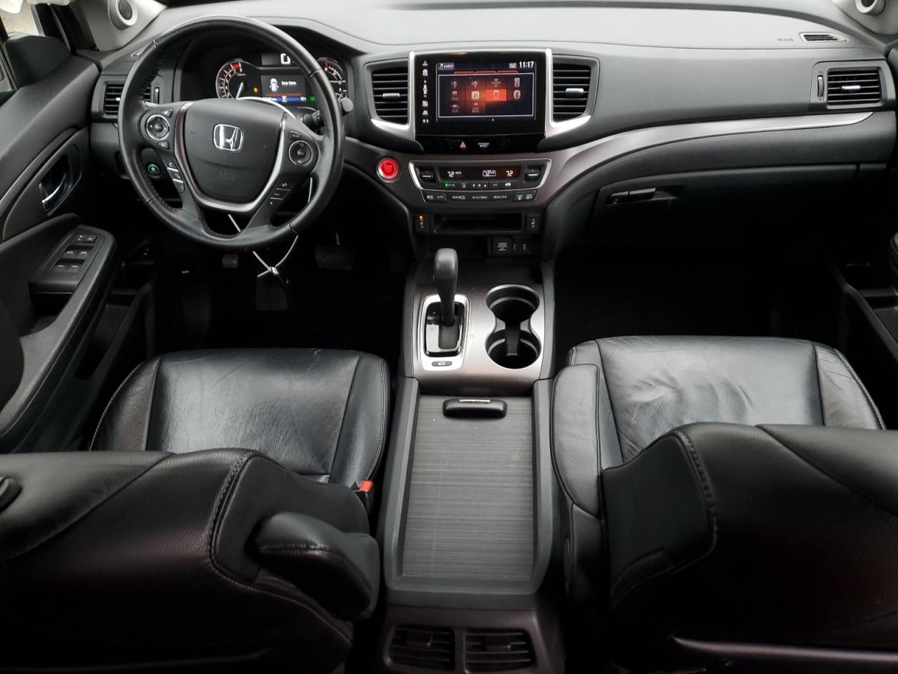 2017 Honda Pilot - Image 8