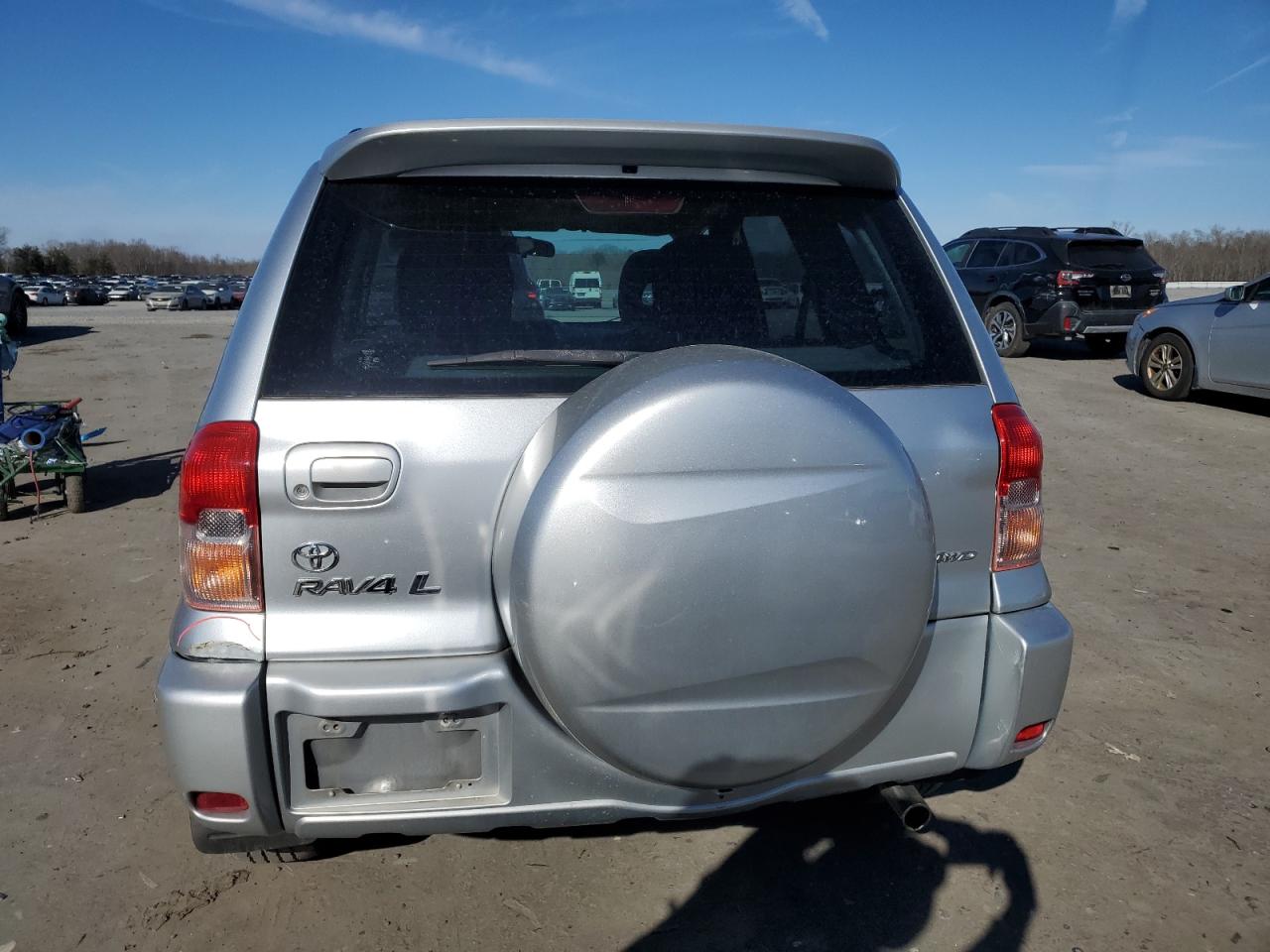 2003 Toyota RAV 4 - Image 6