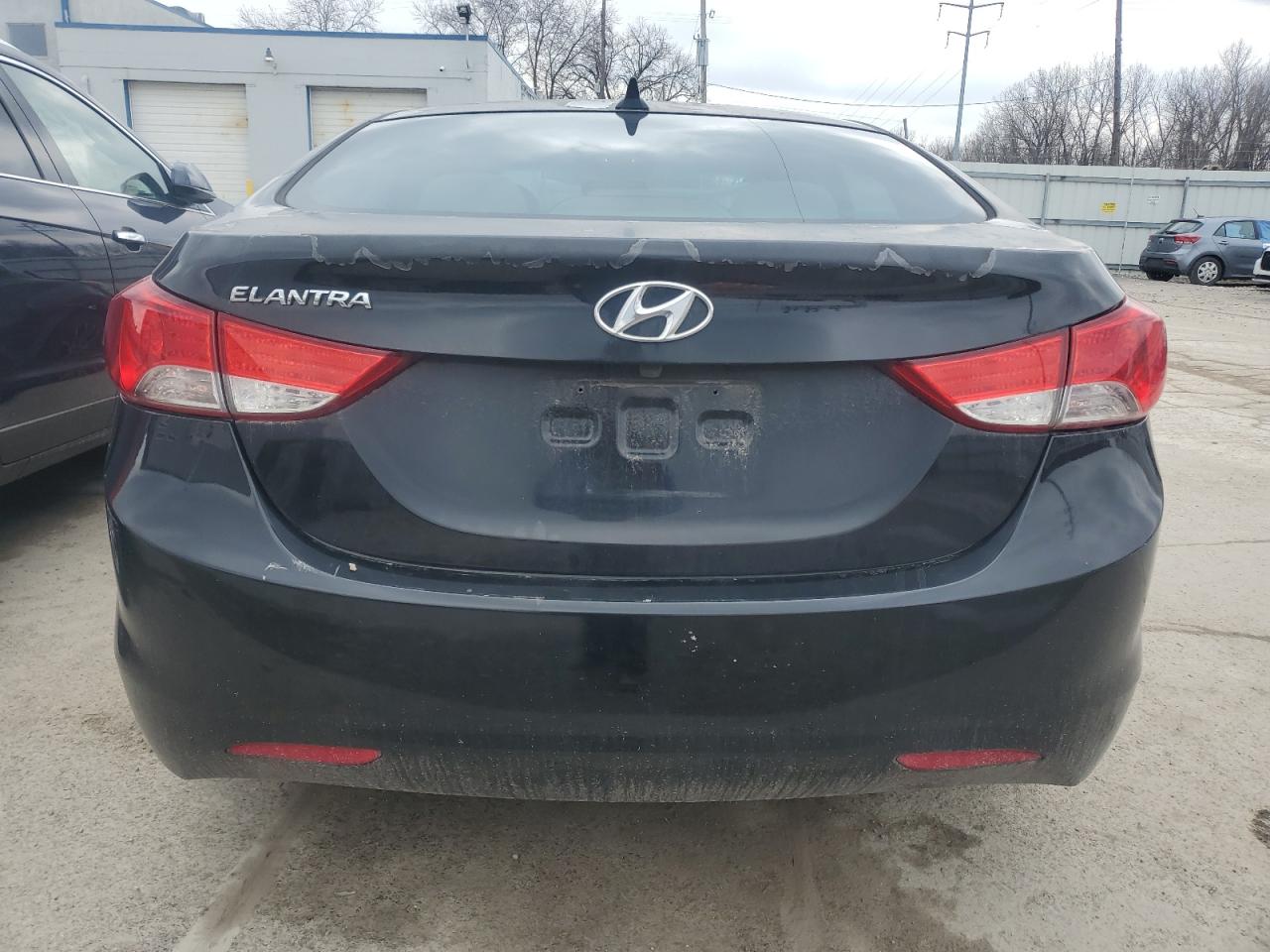 2013 Hyundai Elantra - Image 6