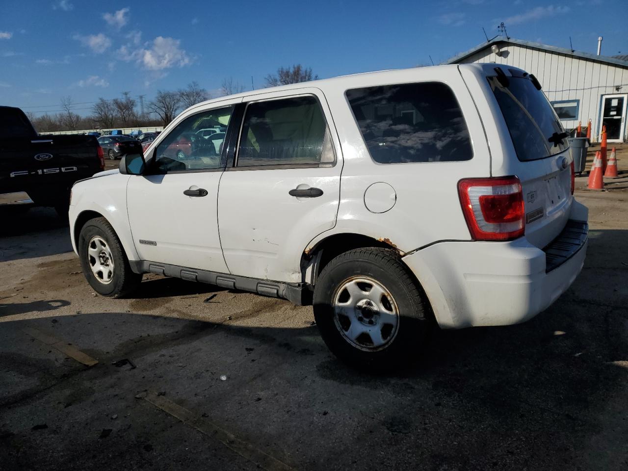 2008 Ford Escape - Image 2