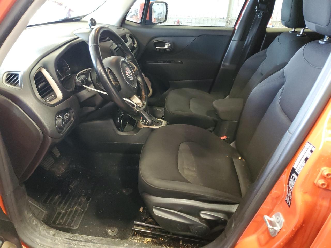 2016 Jeep Renegade - Image 7