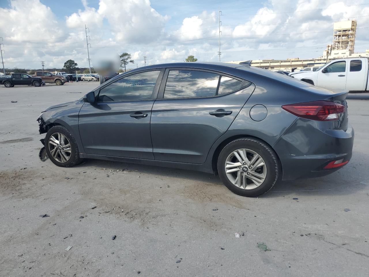 2020 Hyundai Elantra - Image 2