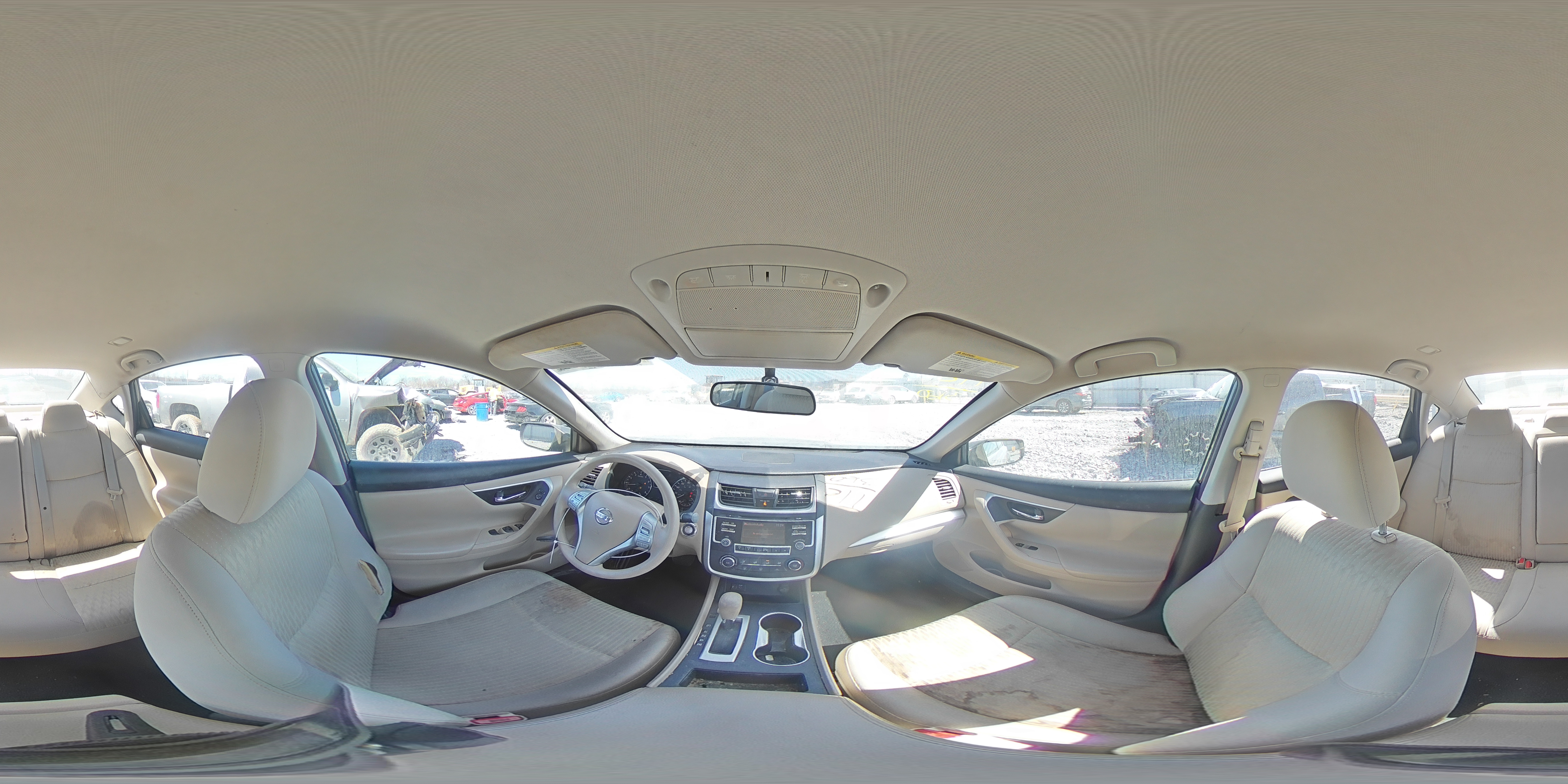 2017 Nissan Altima - Image 12