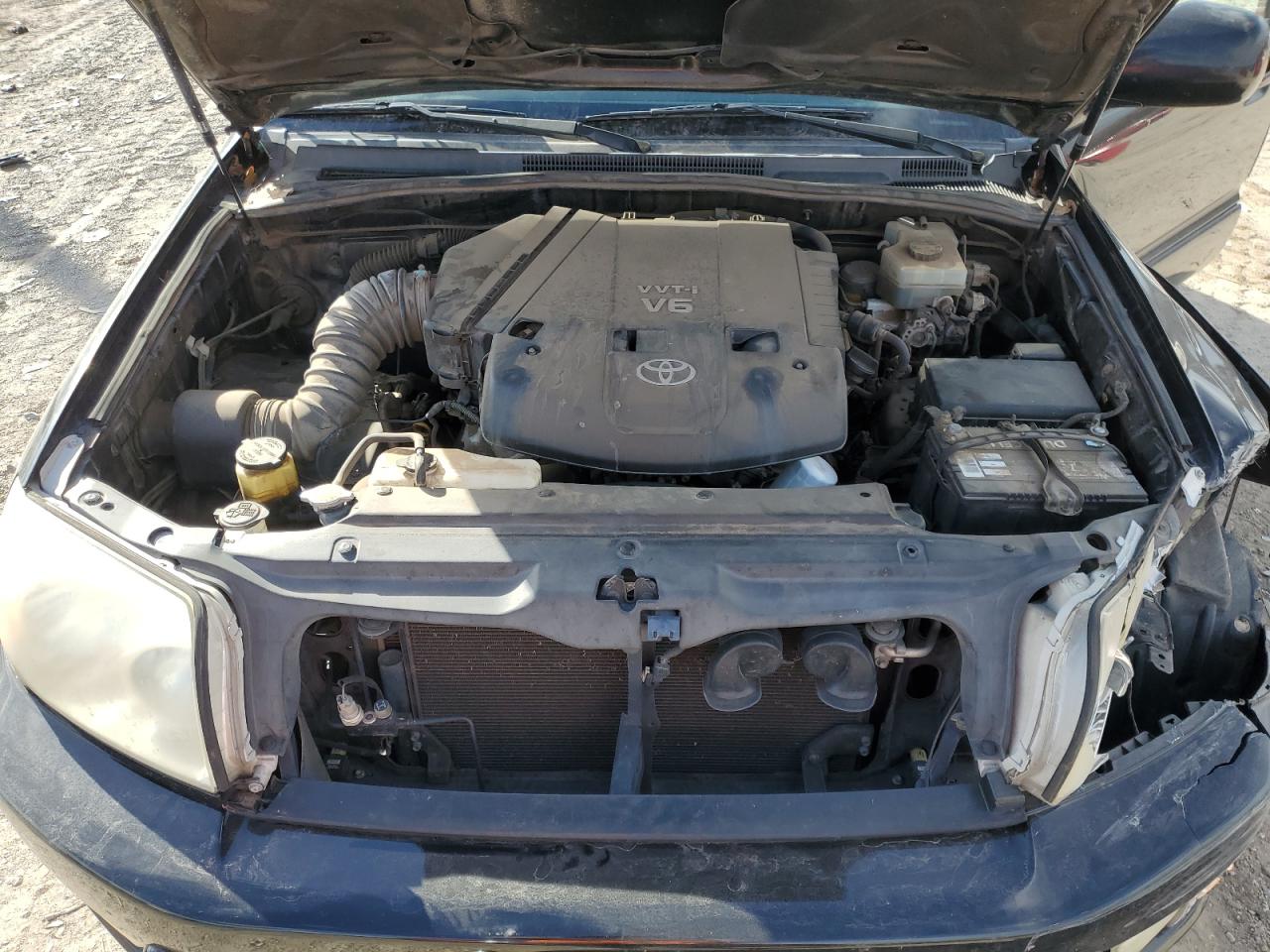 2004 Toyota 4Runner - Image 12