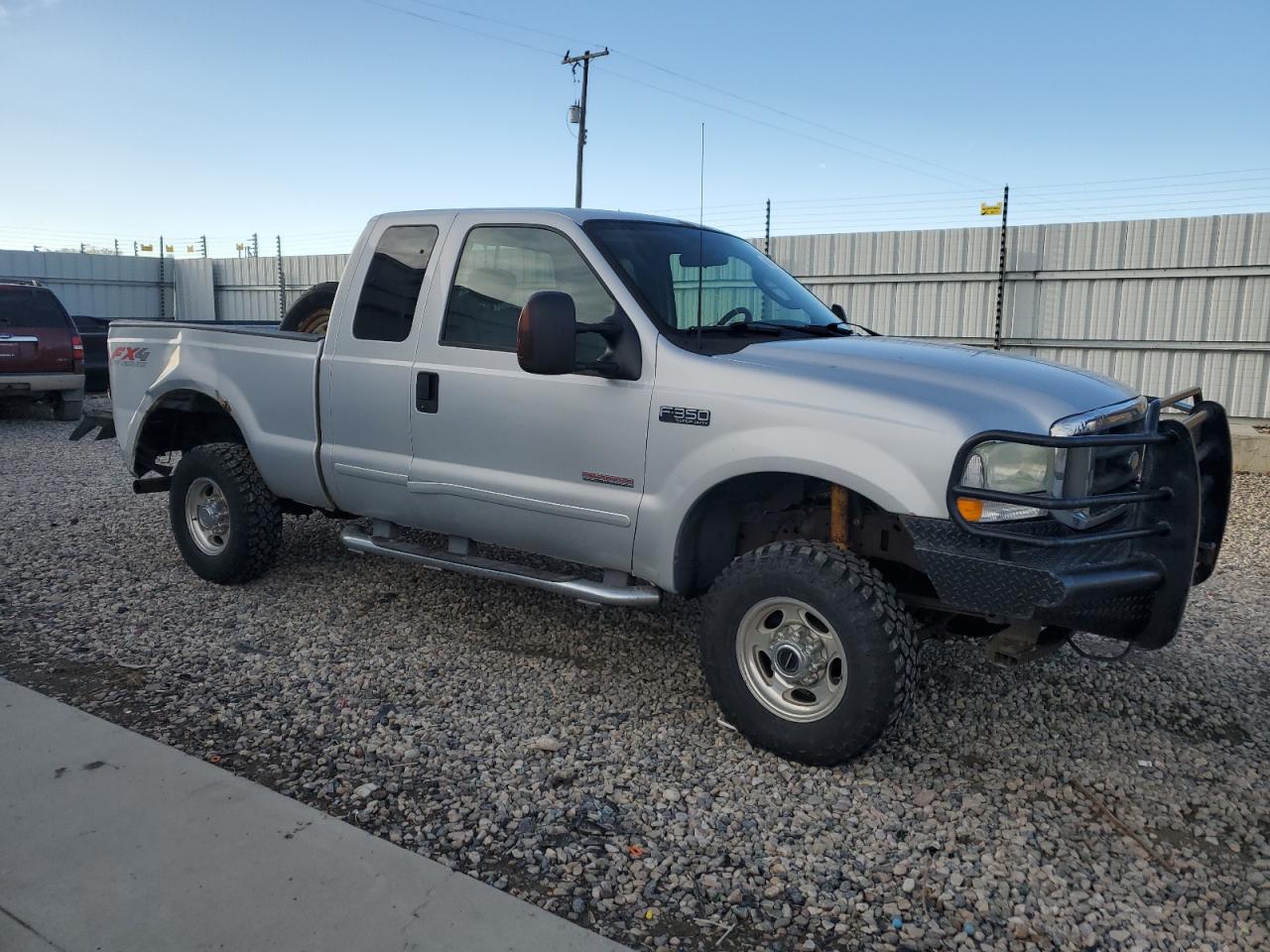 2003 Ford F350 - Image 4