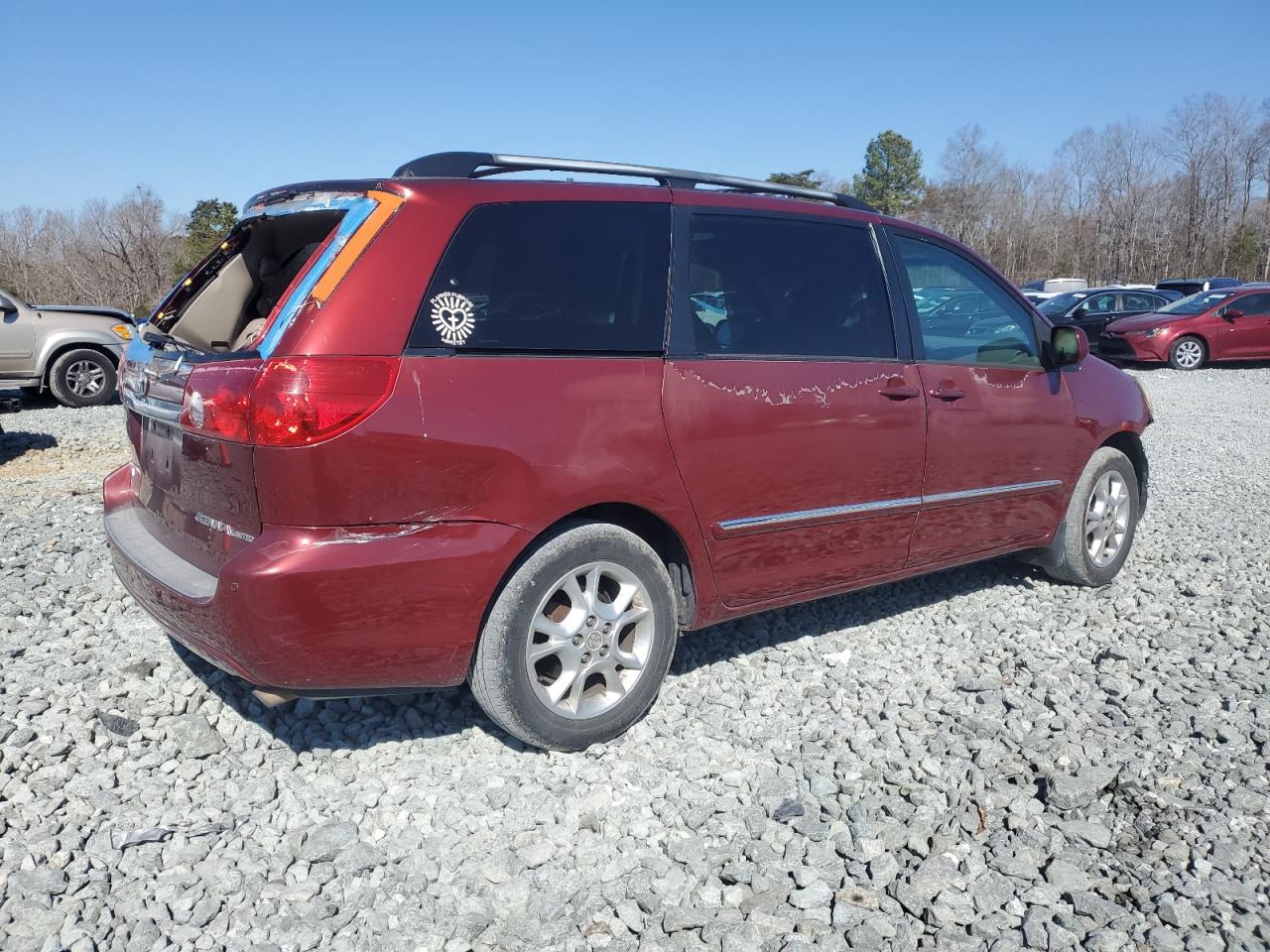 2006 Toyota Sienna - Image 3