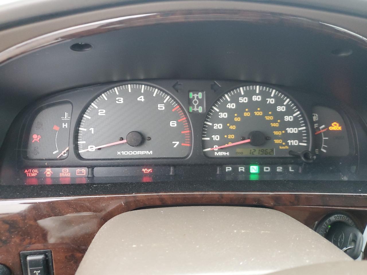 2002 Toyota 4Runner - Image 9