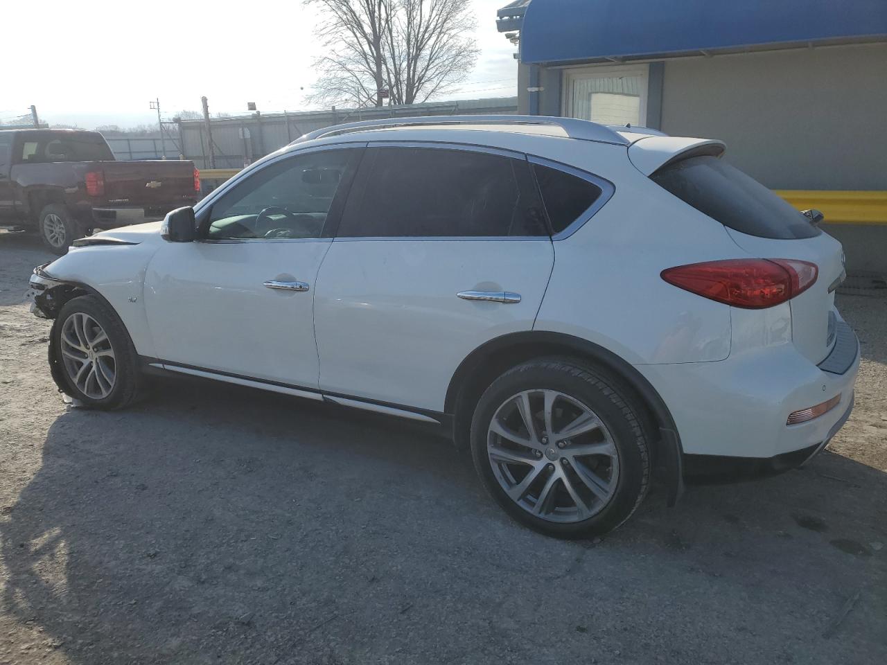 2016 Infiniti QX50 - Image 2