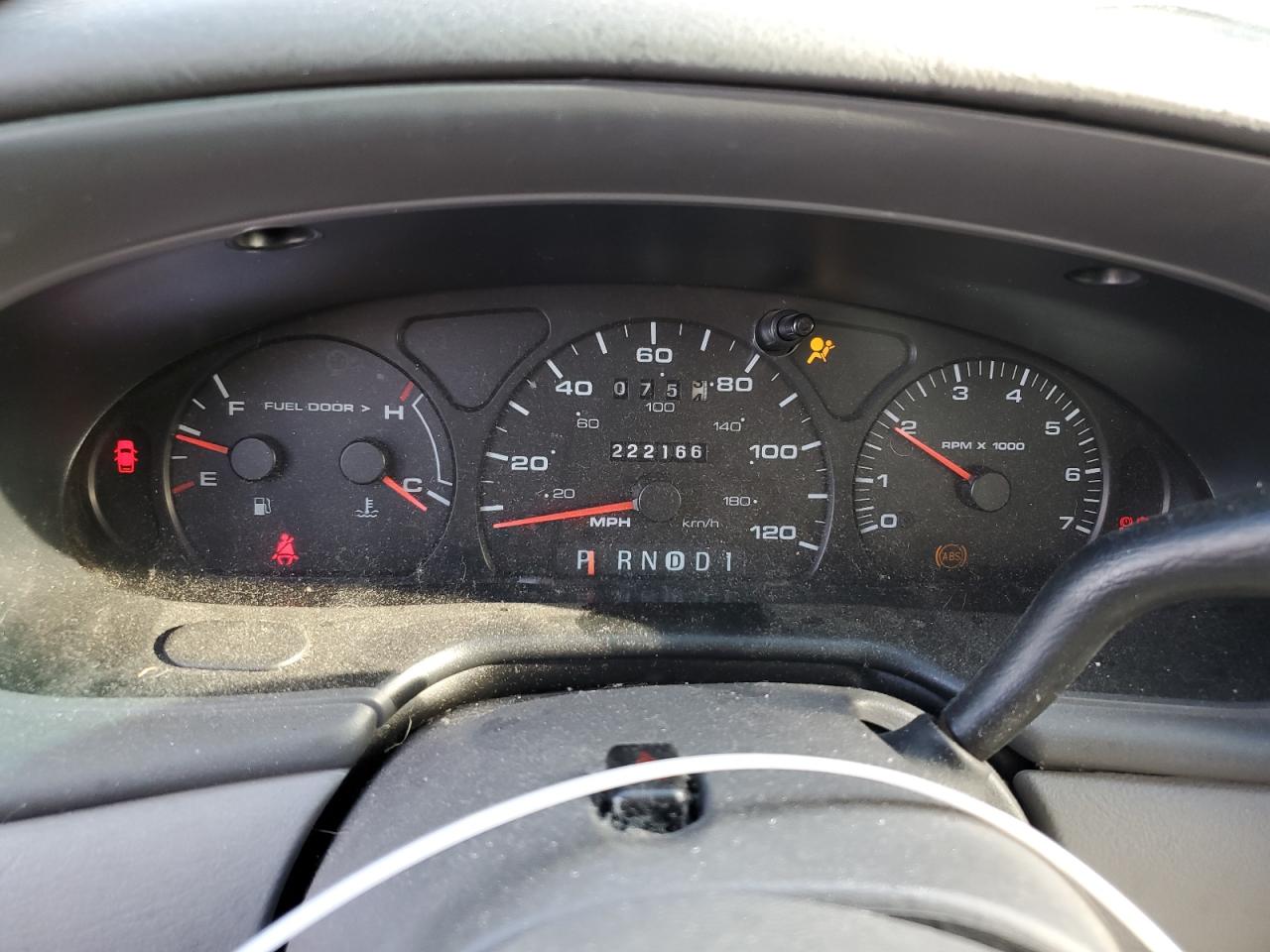 2003 Ford Taurus - Image 9