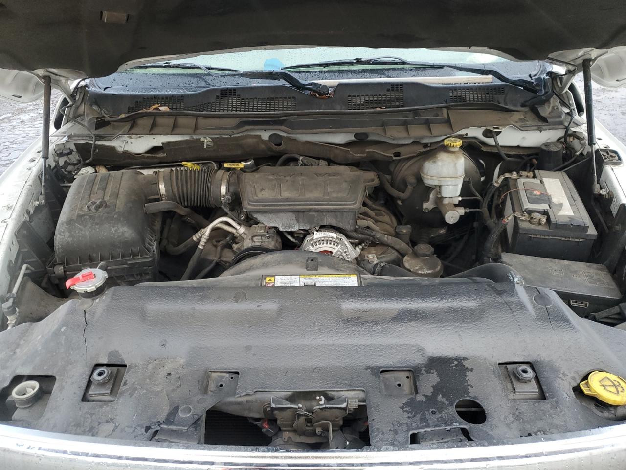2010 Dodge RAM - Image 12