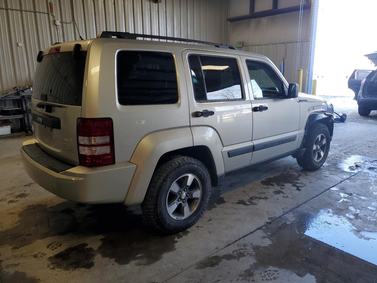2008 Jeep Liberty (North America) - Image 3