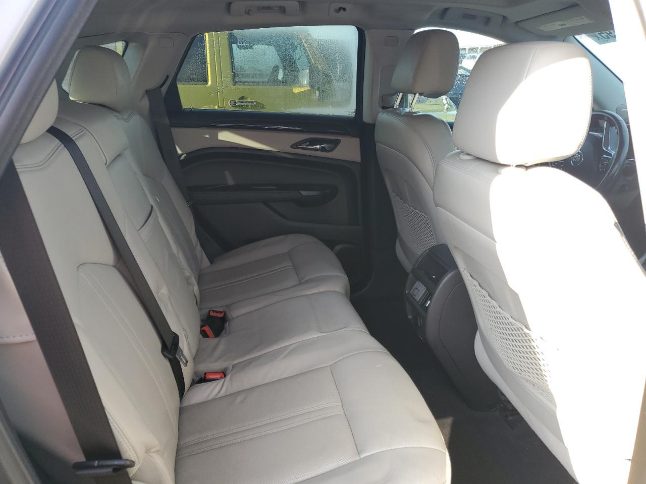 2014 Cadillac SRX - Image 10
