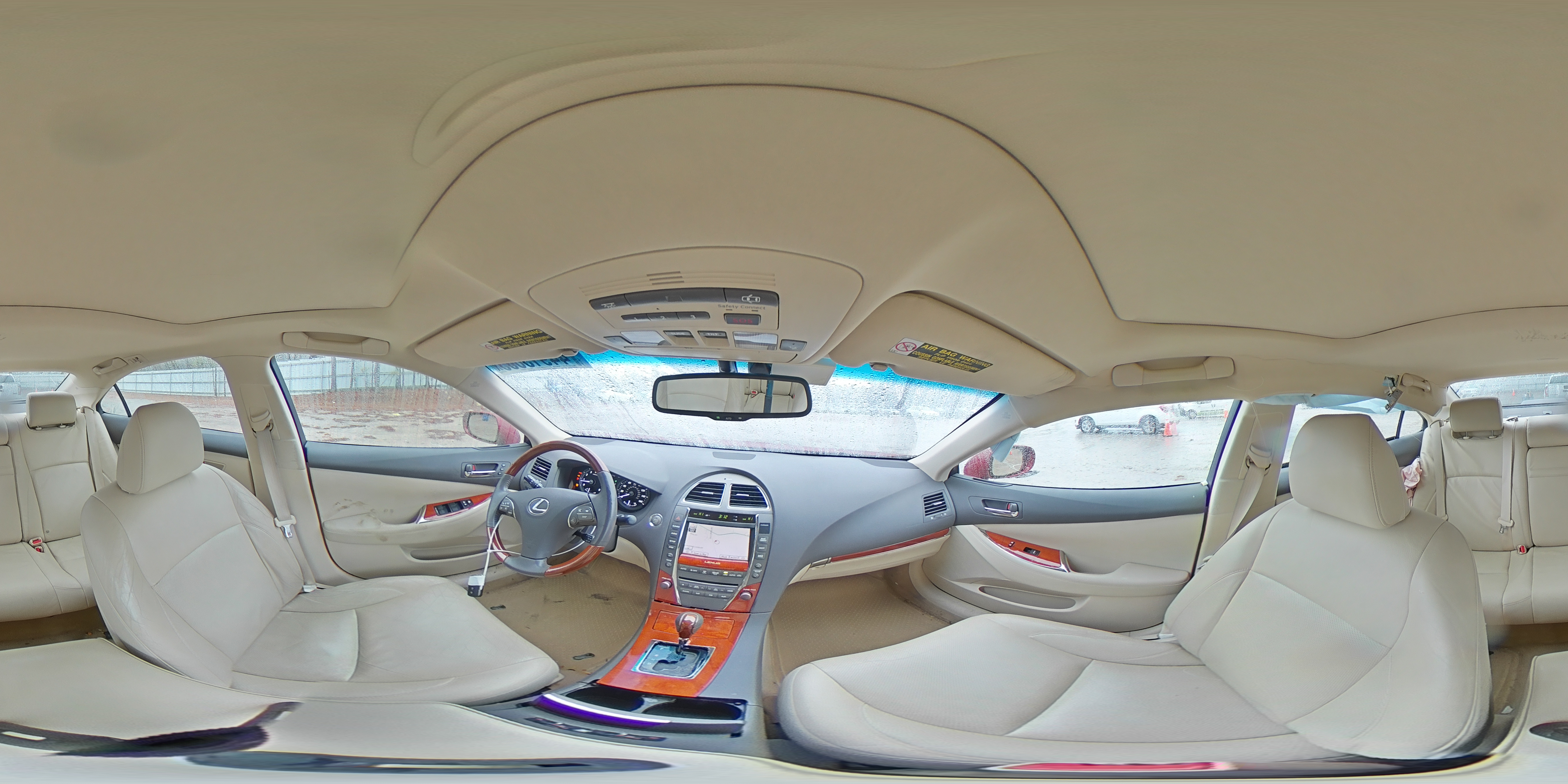 2011 Lexus ES - Image 13