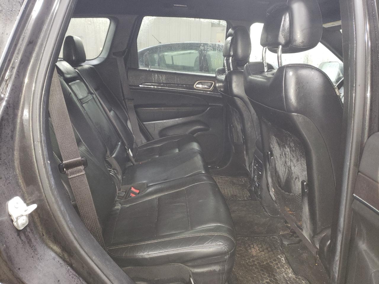 2015 Jeep Grand Cherokee - Image 10