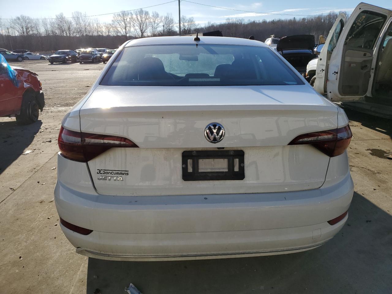 2019 Volkswagen Jetta - Image 6
