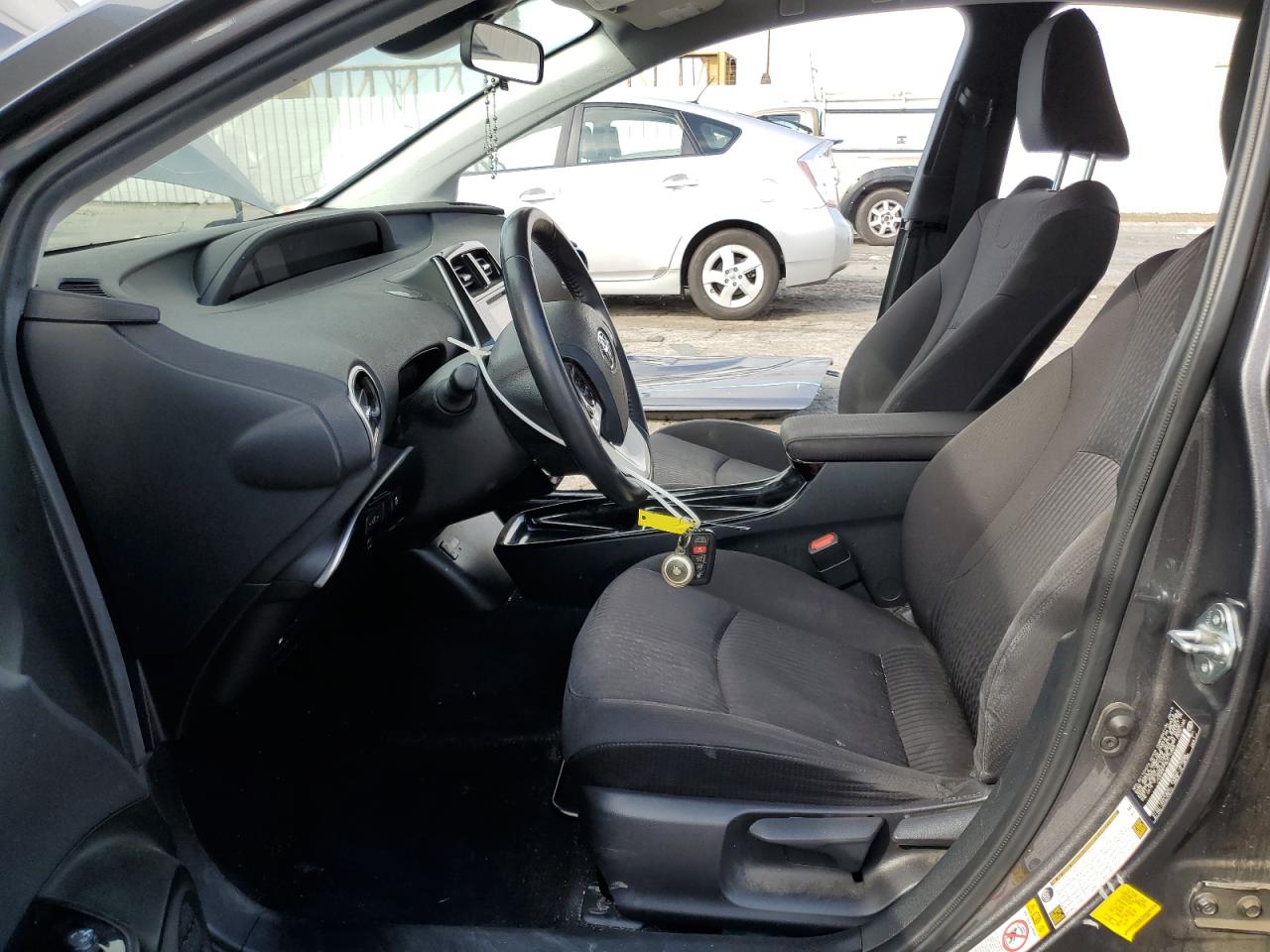 2019 Toyota Prius - Image 7