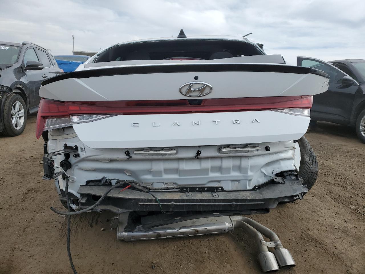 2023 Hyundai Elantra - Image 6