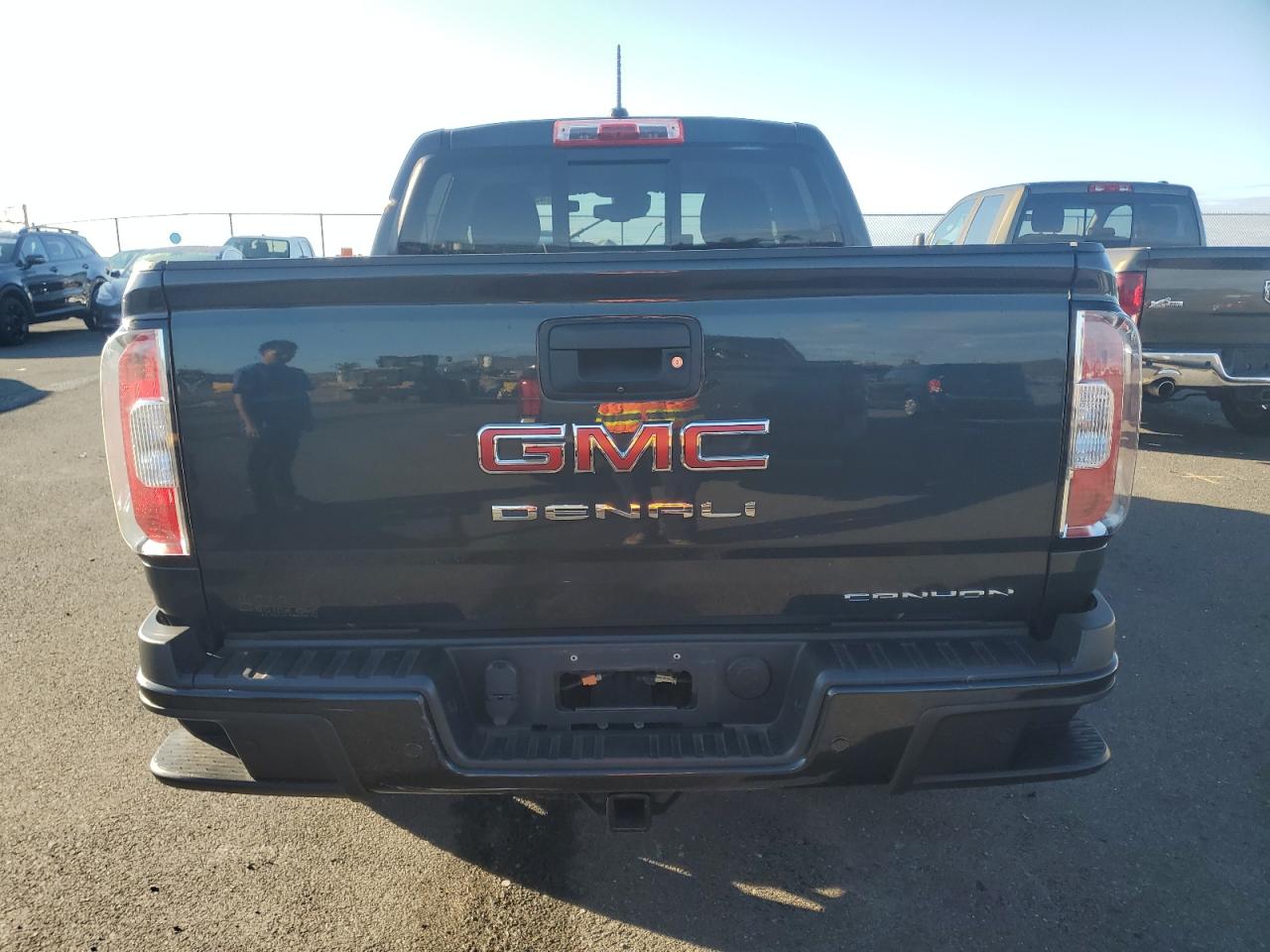 2021 GMC Canyon - Image 6