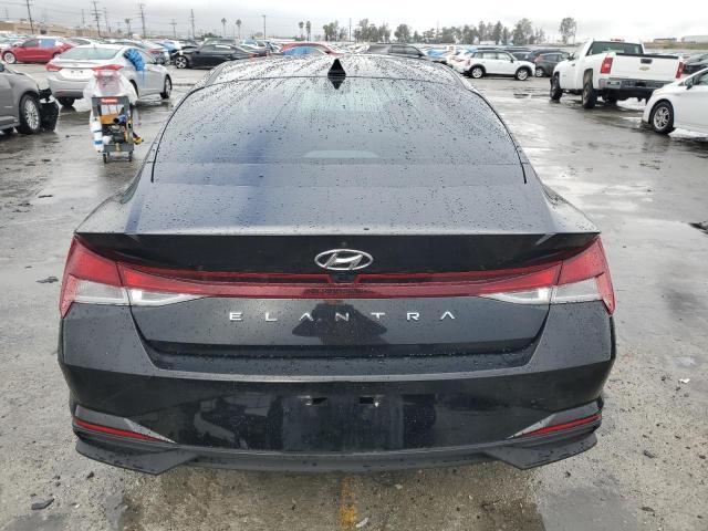  HYUNDAI ELANTRA 2022 Чорний