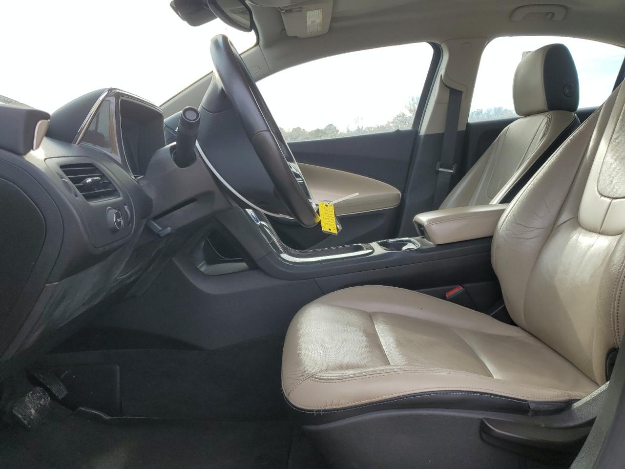 2012 Chevrolet Volt - Image 7