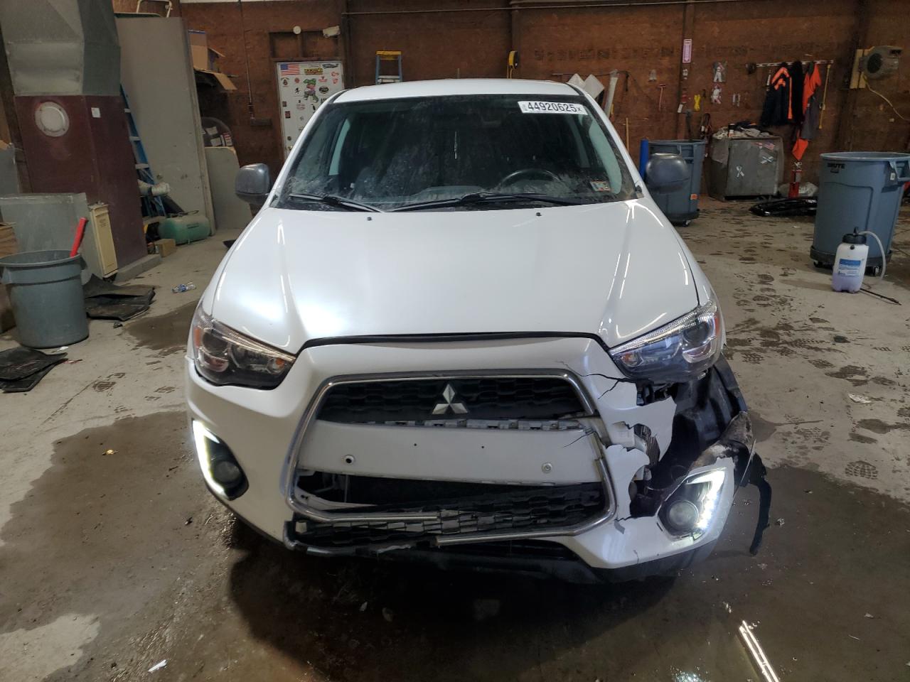 2015 Mitsubishi Outlander - Image 5