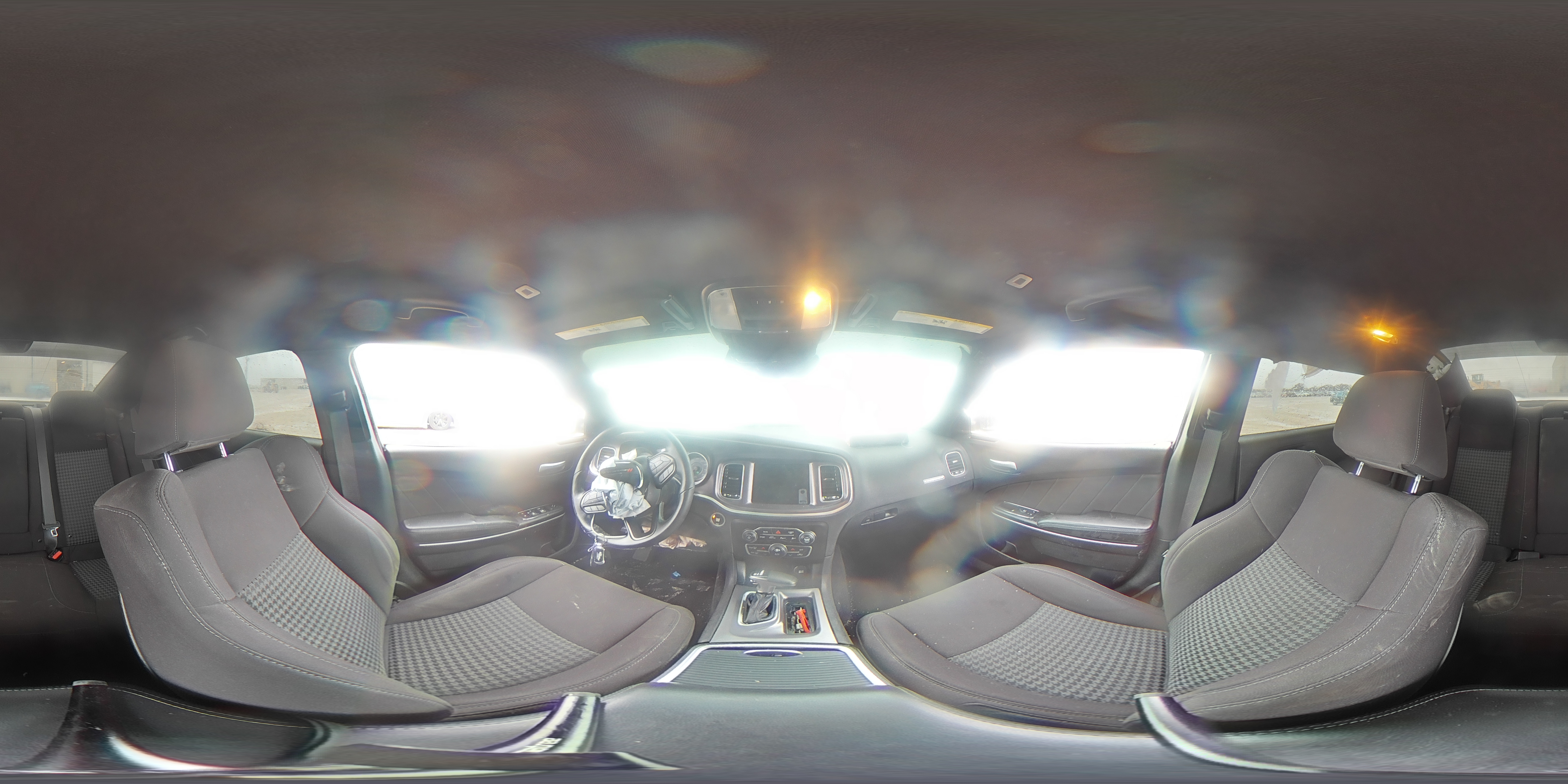 2020 Dodge Charger - Image 13