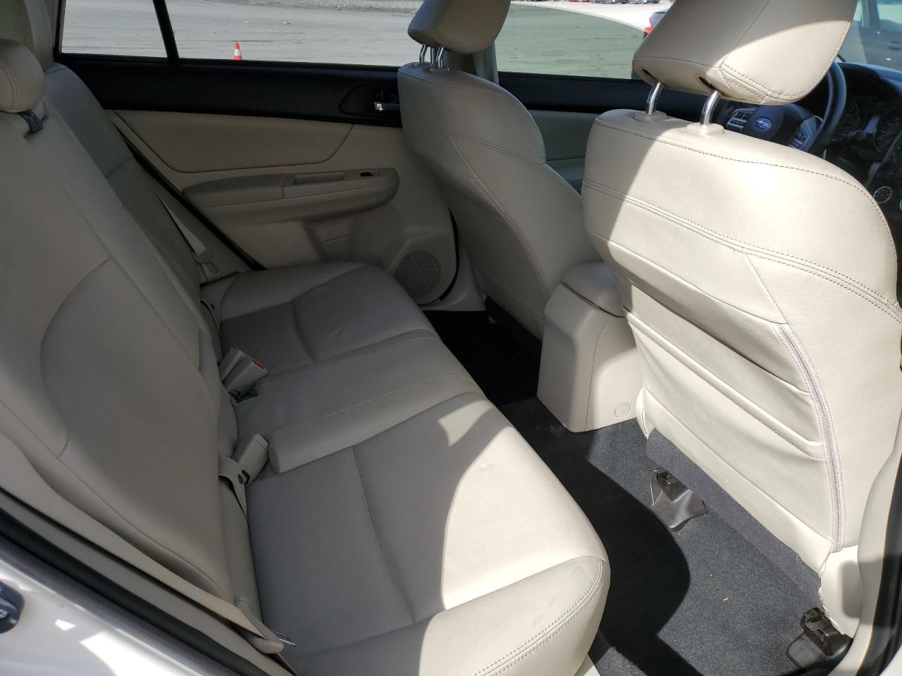 2014 Subaru XV - Image 10