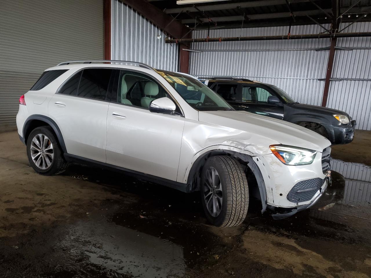 2020 Mercedes-Benz GLE - Image 4