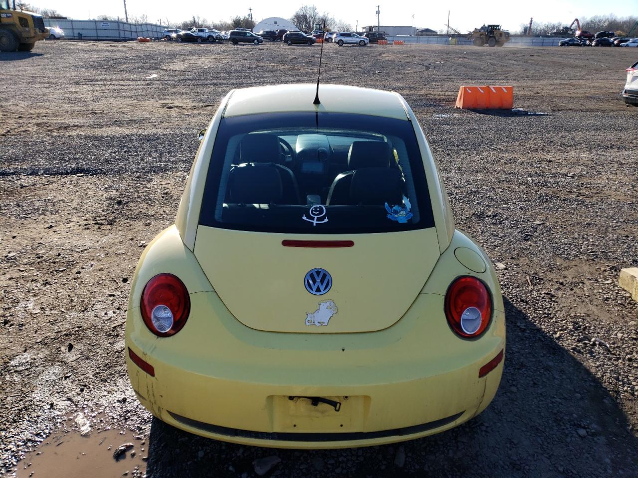 2006 Volkswagen Beetle - Image 6