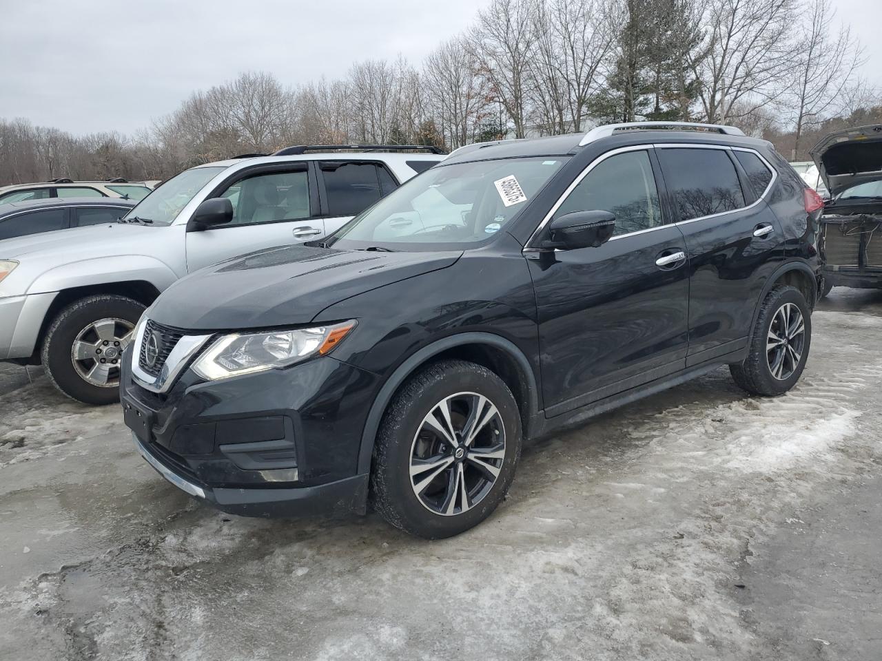 JN8AT2MV3KW382753 NISSAN ROGUE 2019